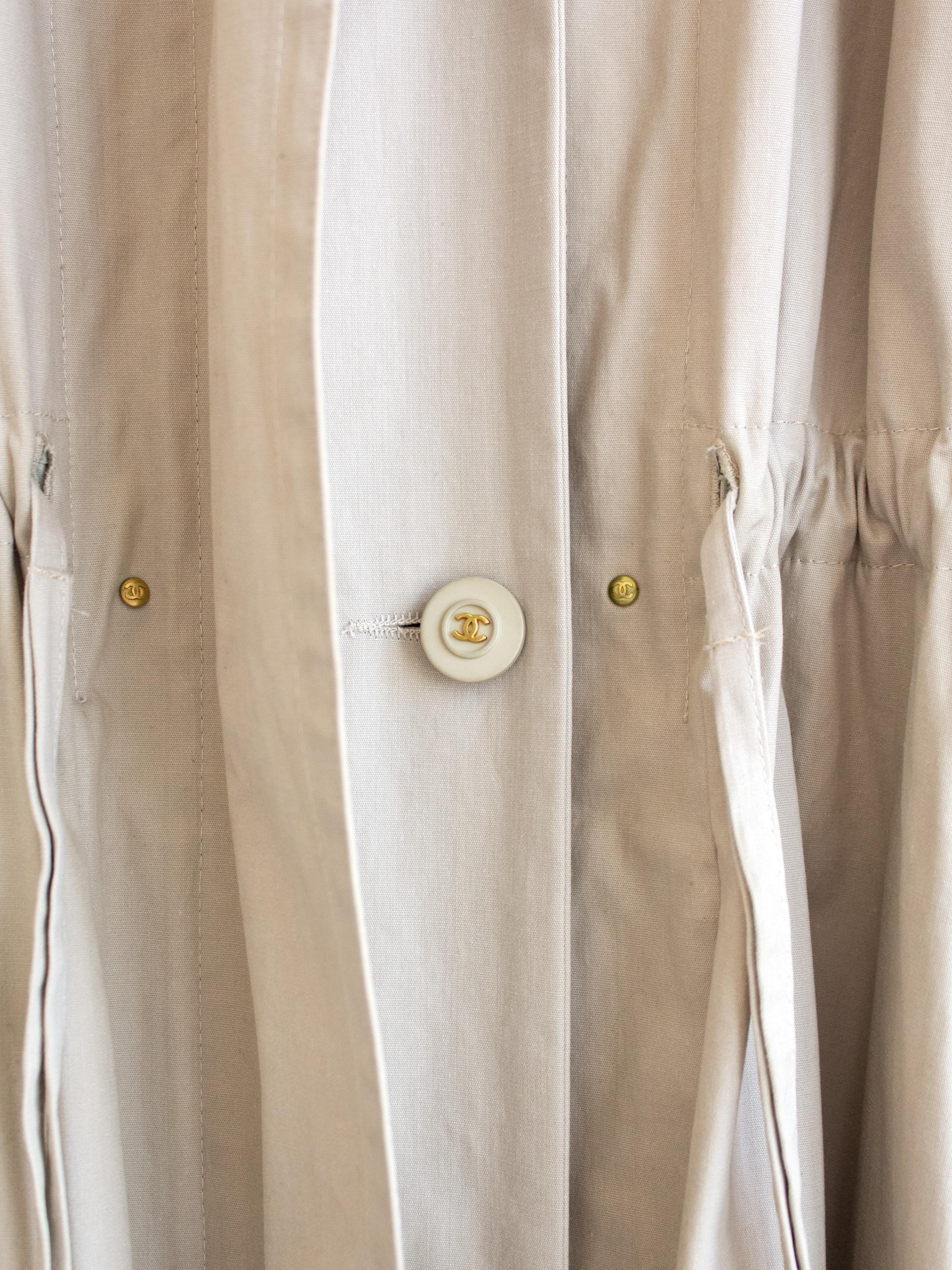 Rare Chanel Vintage Spring 1994 Beige Runway 94P Oversized Trench Coat For Sale 5