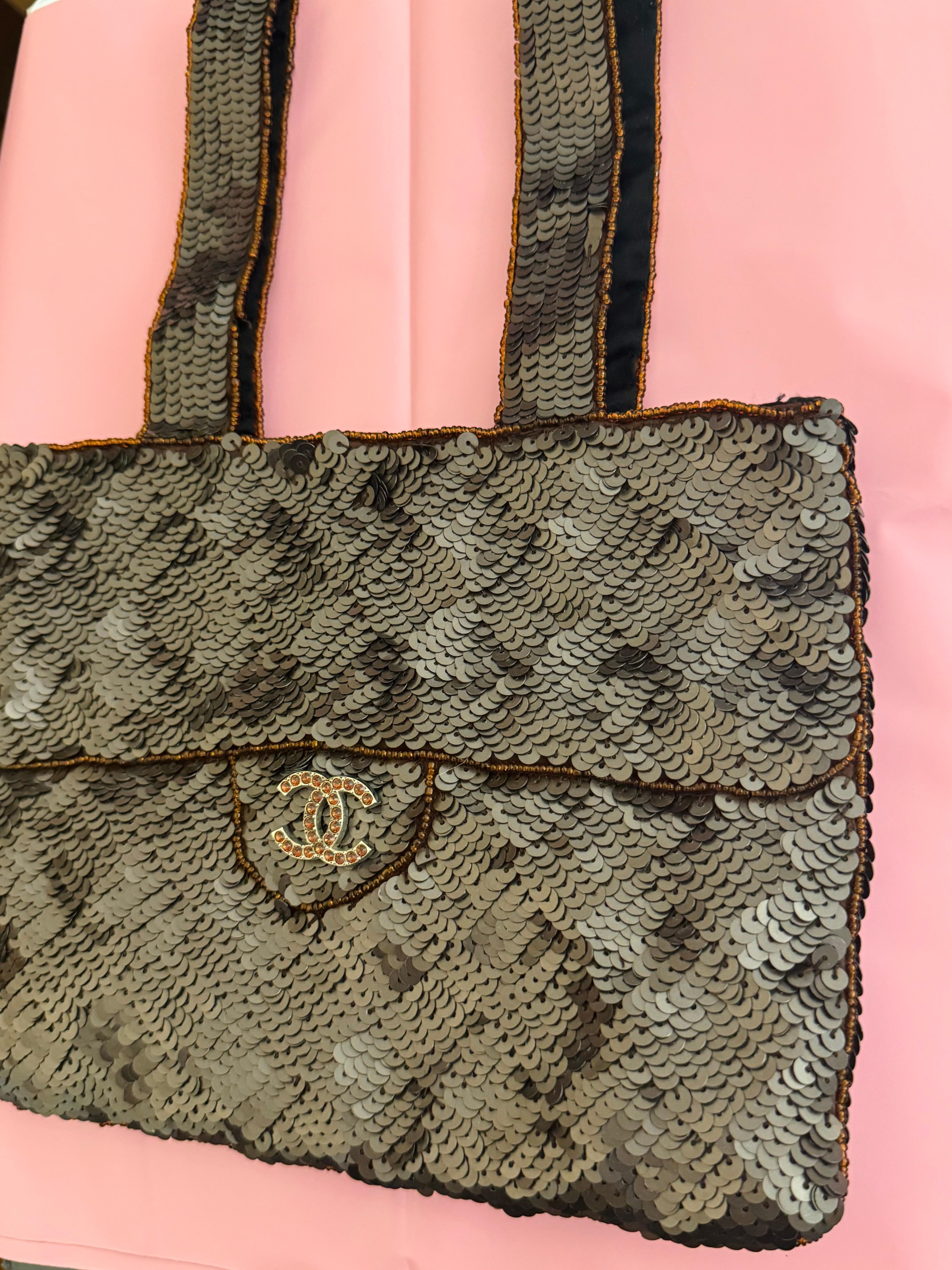 Rare Chanel vintage Trompe L’œil evening bag sequins 7