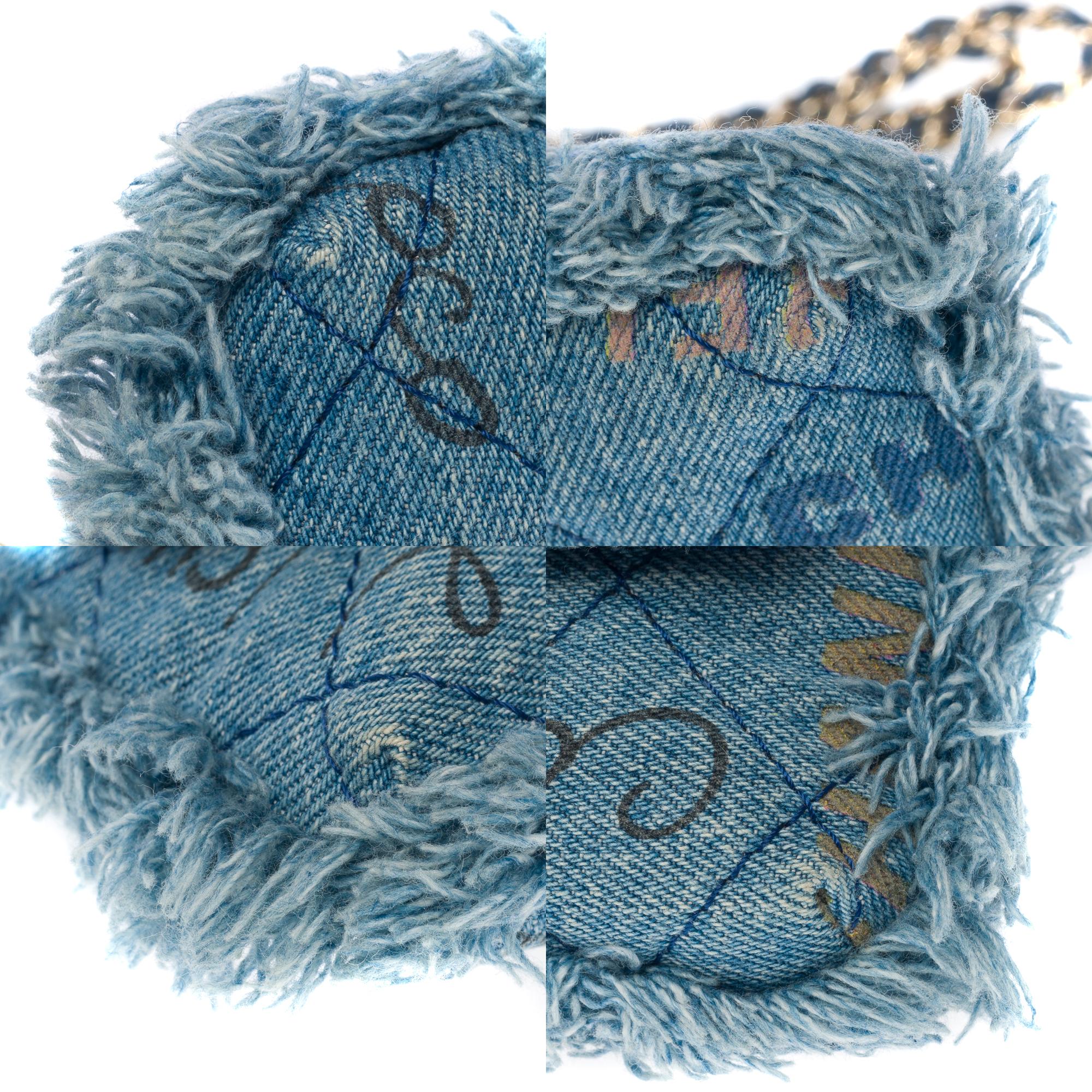 Rare Chanel Wallet on Chain (WOC)  shoulder bag in blue quilted denim, SHWHW 7
