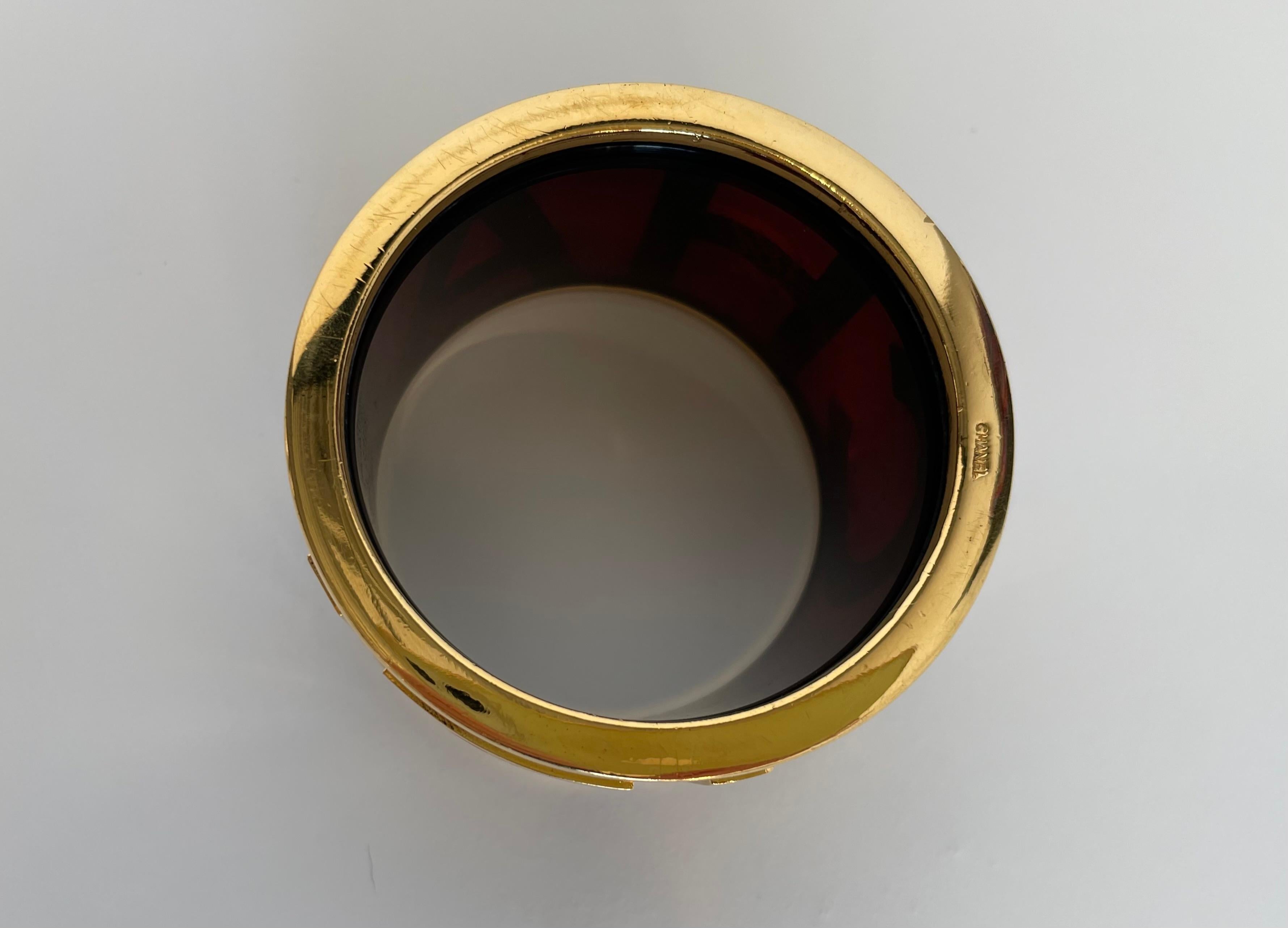 Chanel, large bracelet jonc d'origines plaqué or, printemps-été 1990 en vente 5