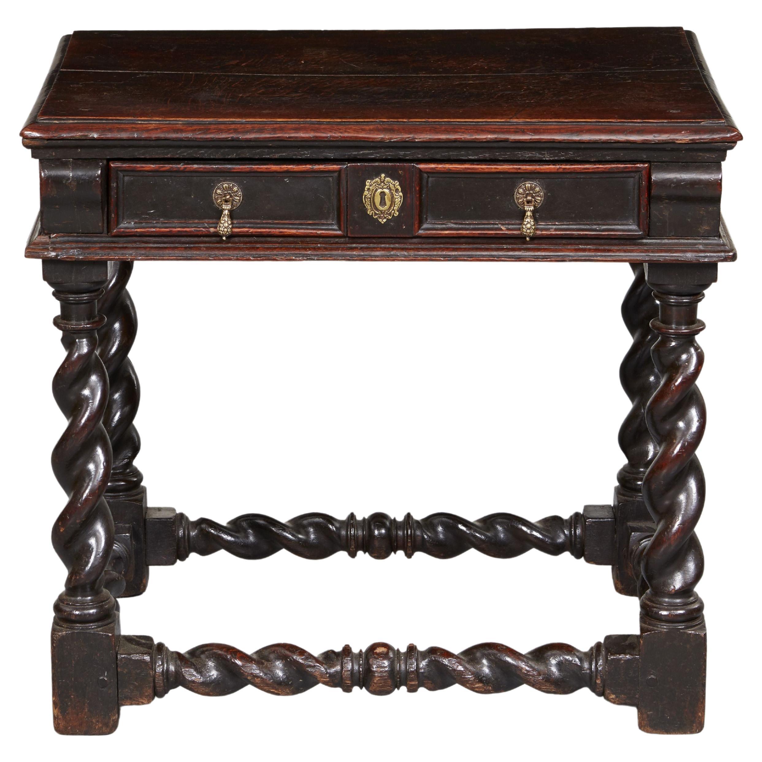 Rare table d'appoint Charles II à un tiroir