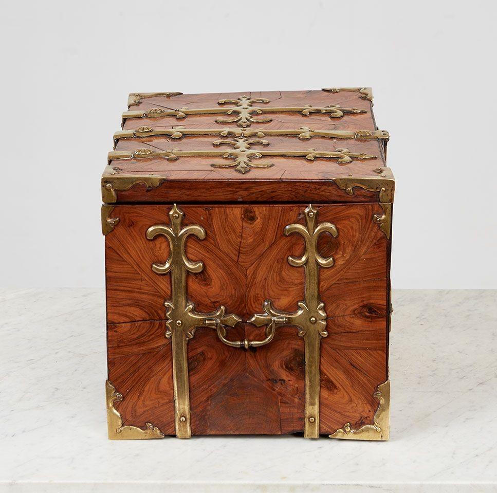 Rare Charles II Valuables Chest For Sale 7