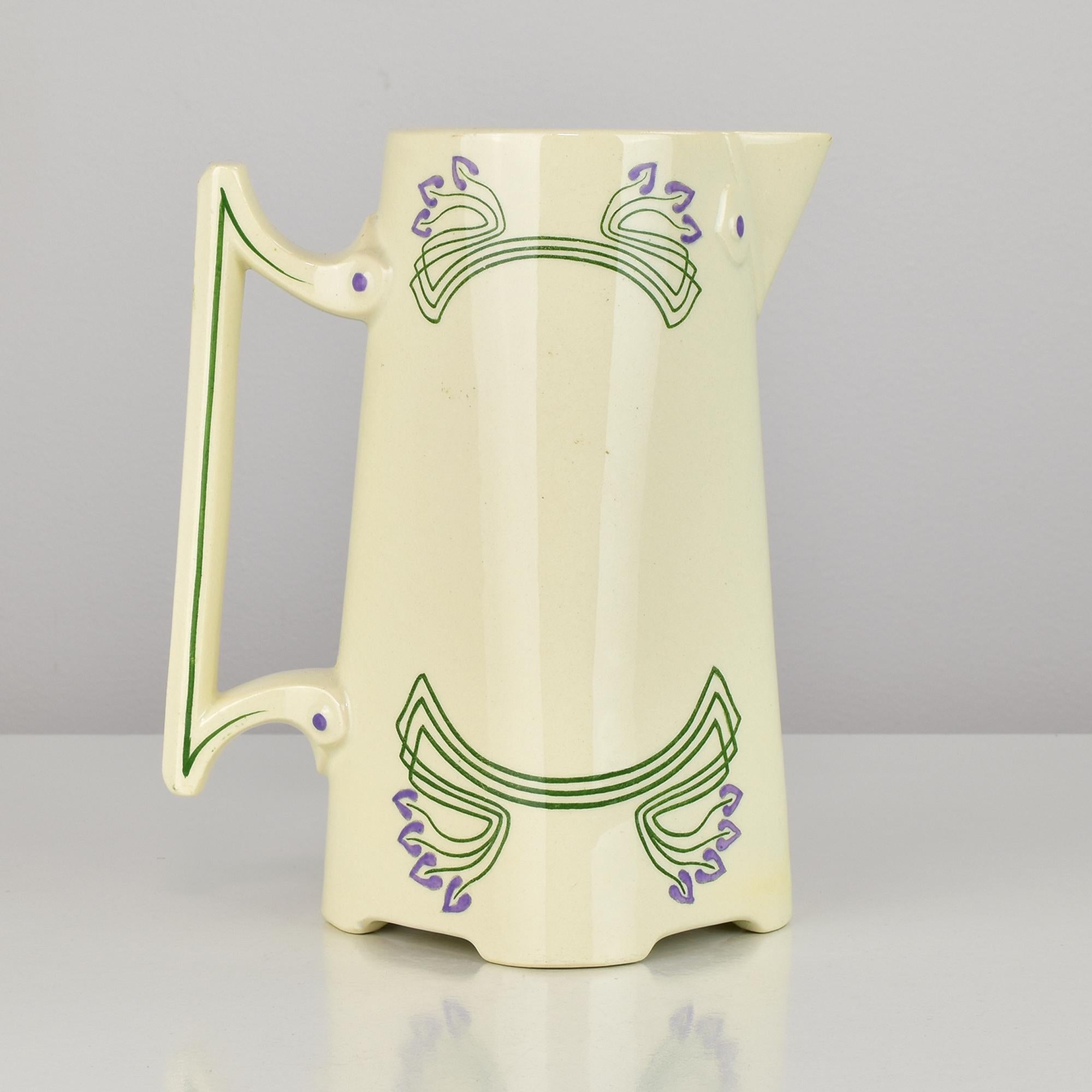 Smaltato Rara e affascinante brocca per acqua e cioccolato in stile Art Nouveau di Sarreguemines in vendita