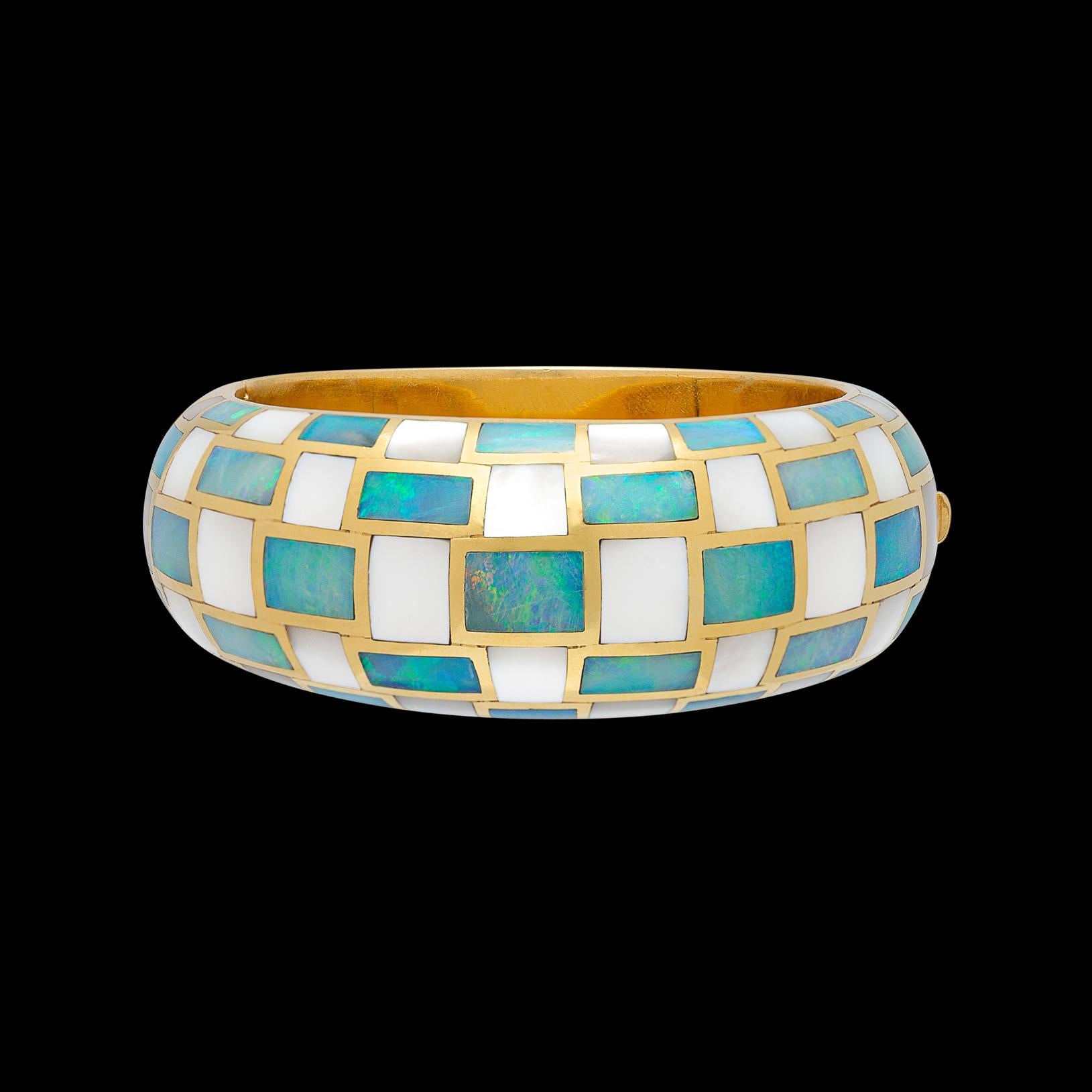 Rare Checkerboard Bangle by Angela Cummings for Tiffany & Co. In Good Condition In San Francisco, CA