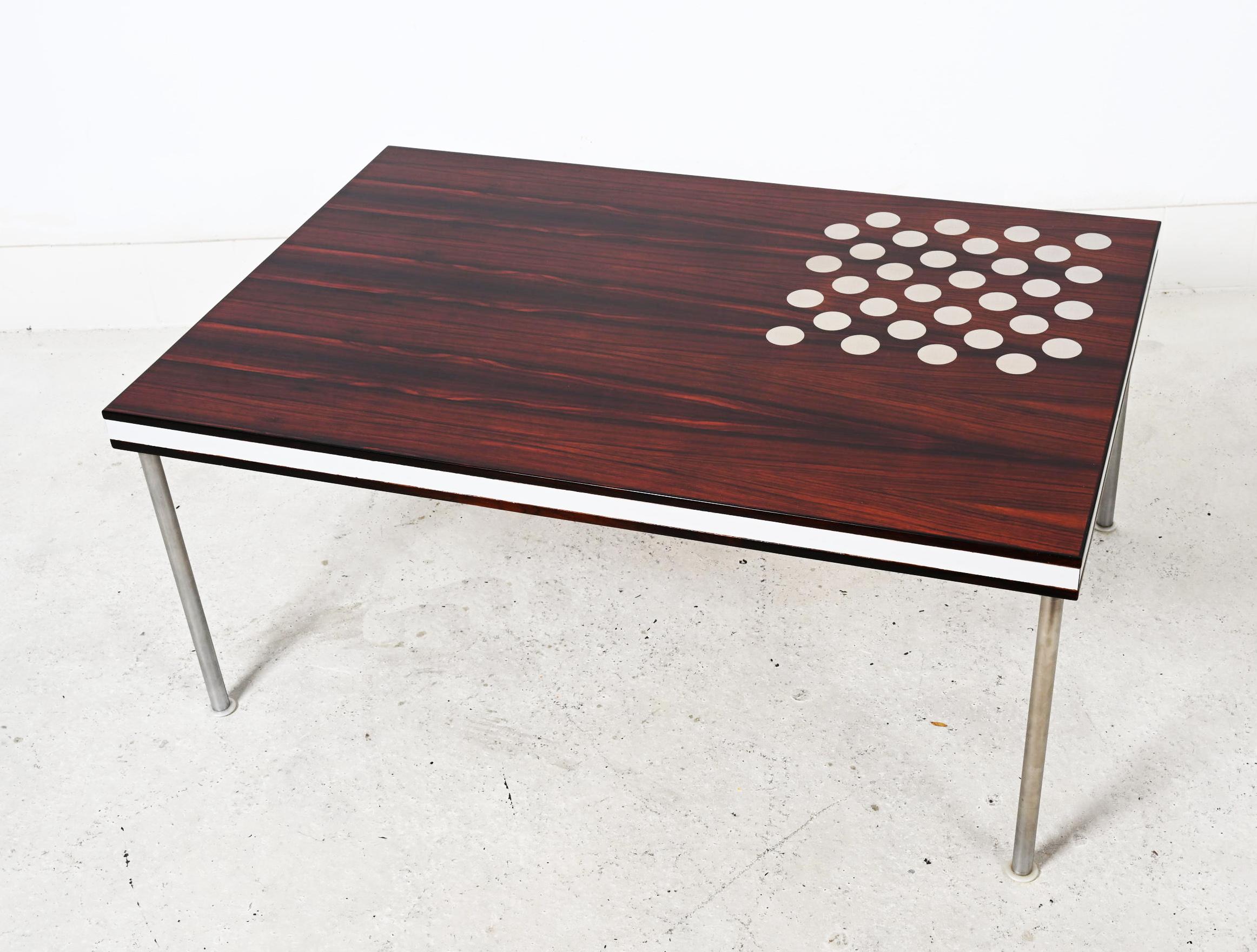 Danois Rare table d'échecs, table à café et table à queue de Poul Cadovius pour France and Son en vente