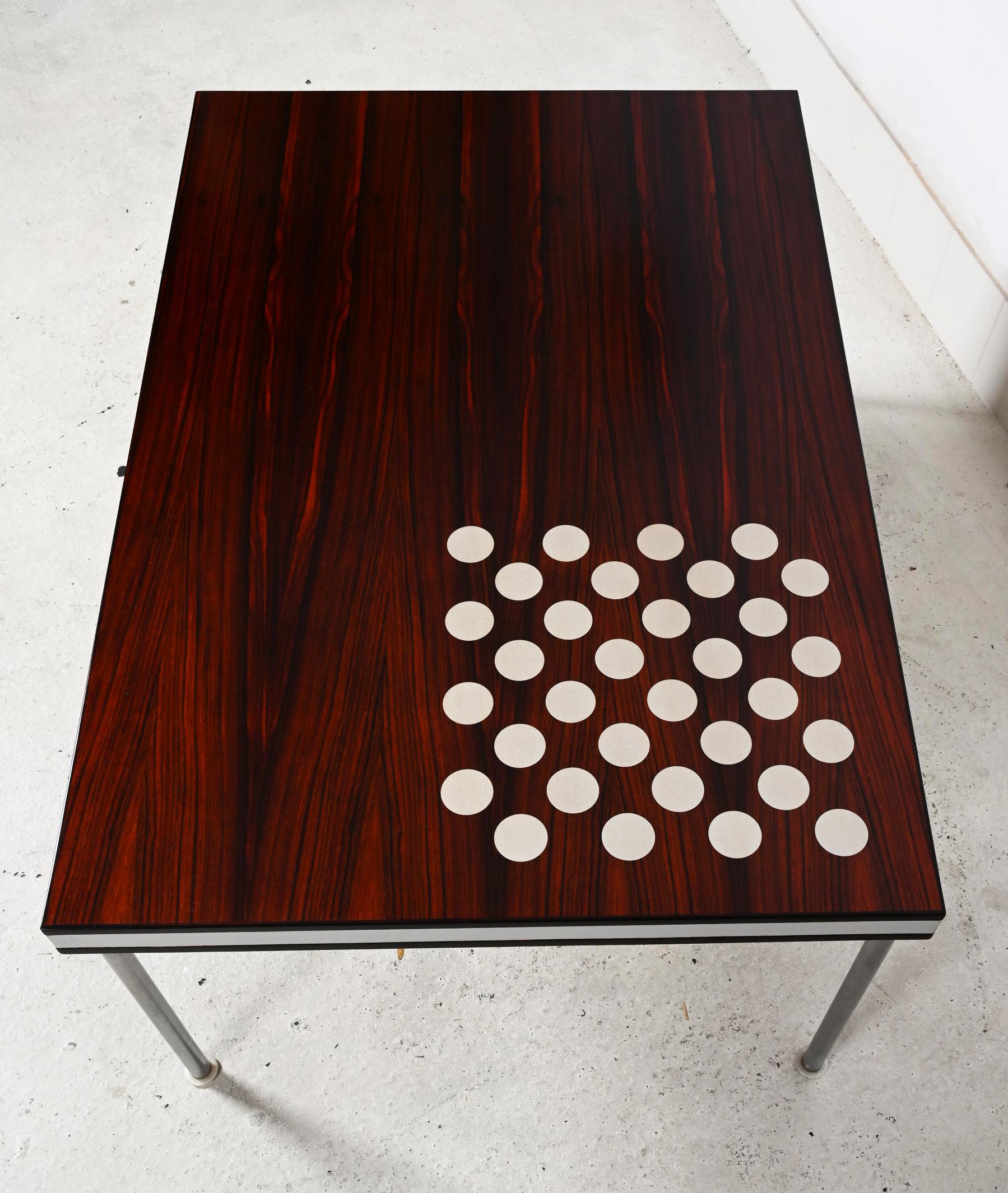 Aluminium Rare table d'échecs, table à café et table à queue de Poul Cadovius pour France and Son en vente