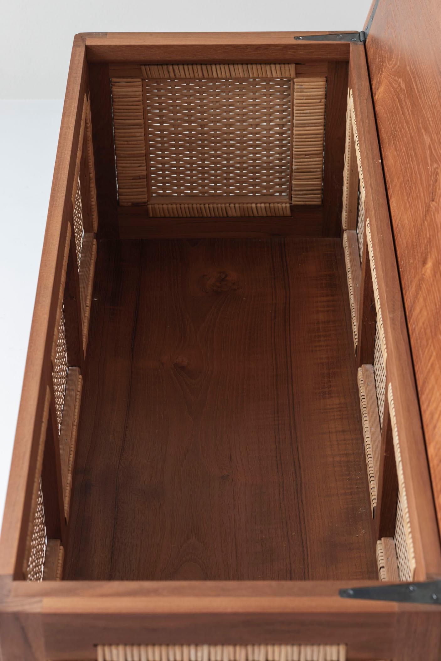 Rara cassapanca in teak di Kai Winding per Poul Hundevad, Danimarca anni '60. in vendita 5