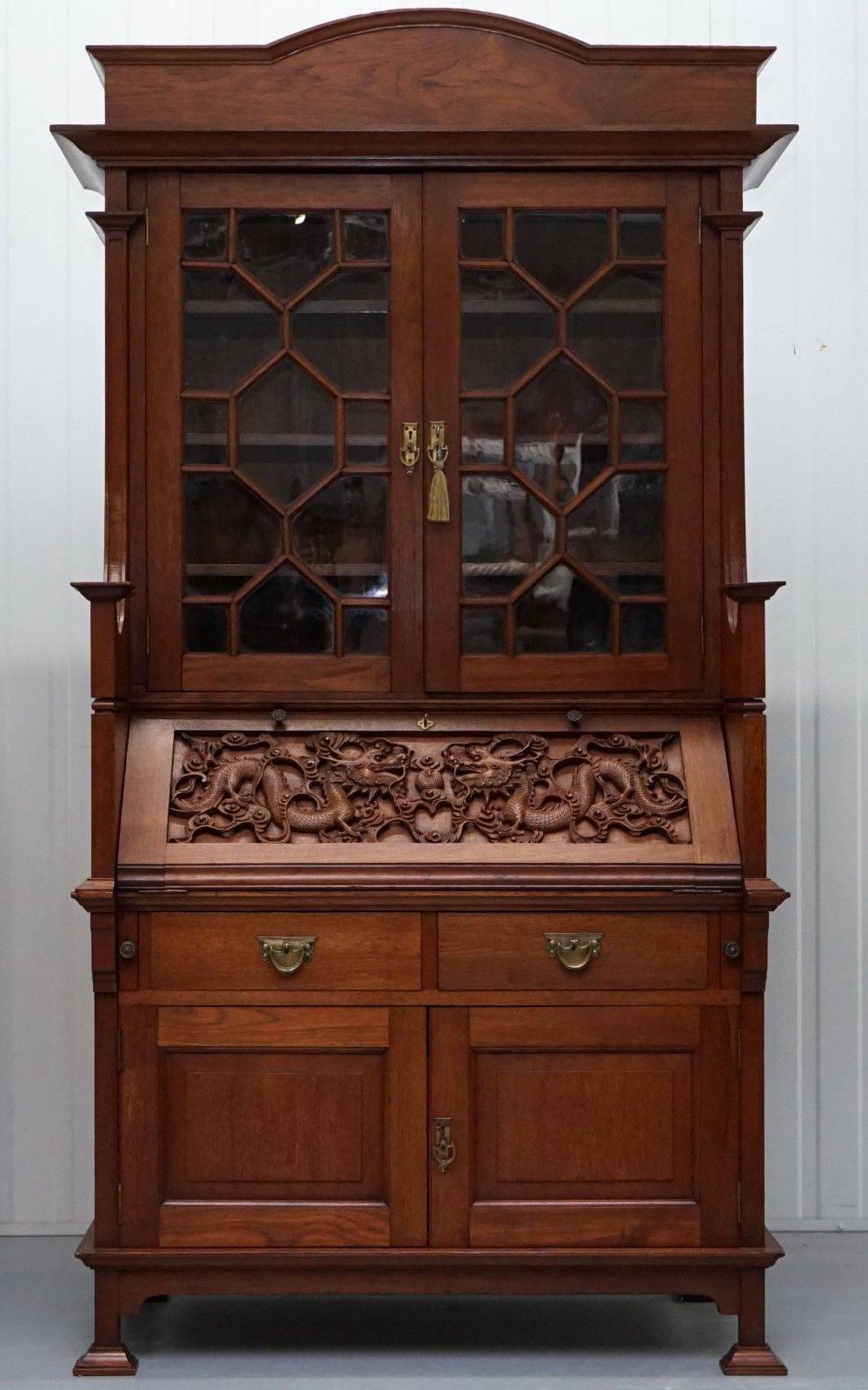 We are delighted to offer for sale this stunning late 19th-early 20th century Chinese export hand-carved bureau bookcase cabinet with all original fixtures fittings and keys

A very good looking and well-made piece, I’ve not seen another of this