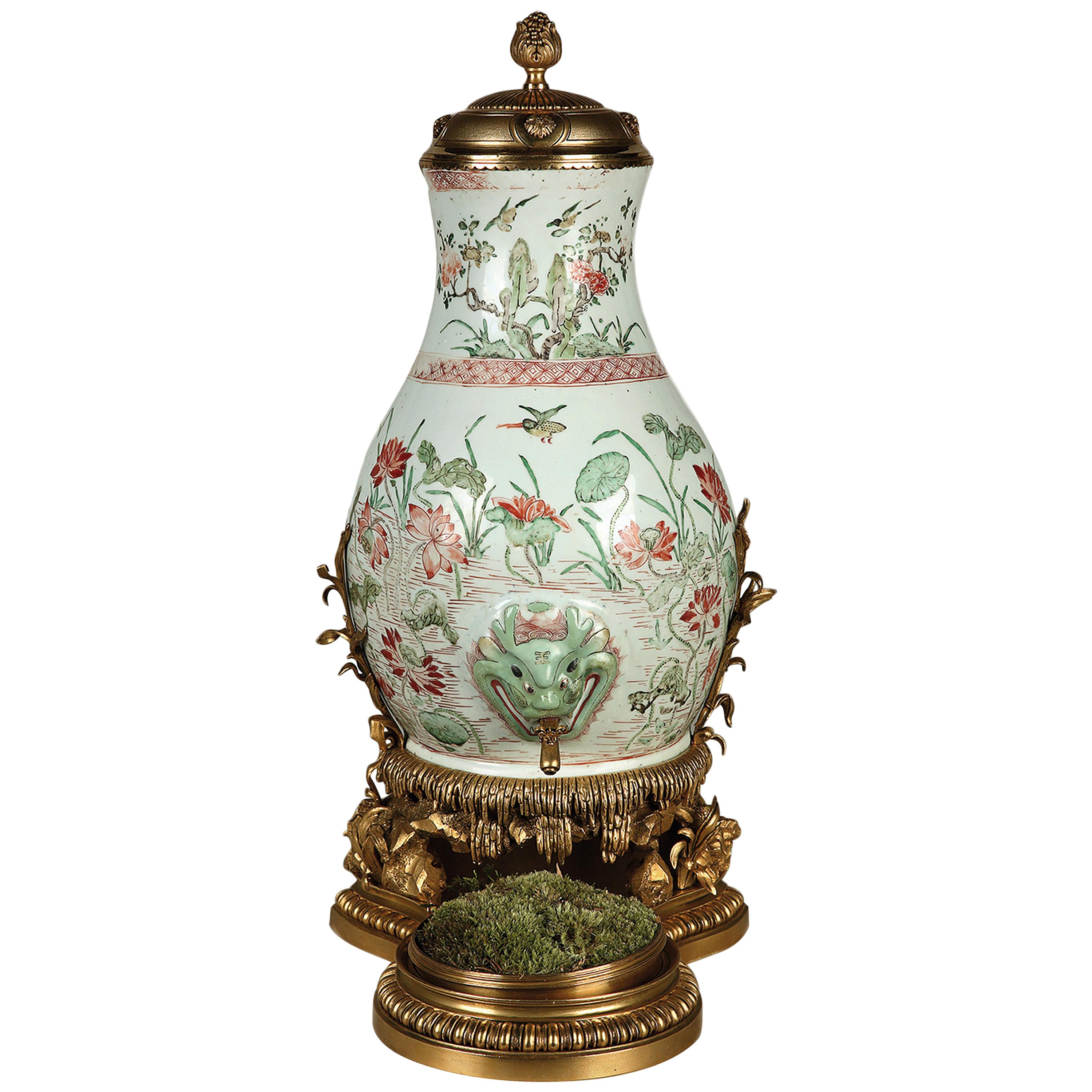 Chinese Porcelain Mural Fountain Attributed to L'Escalier de Cristal, c. 1880 For Sale