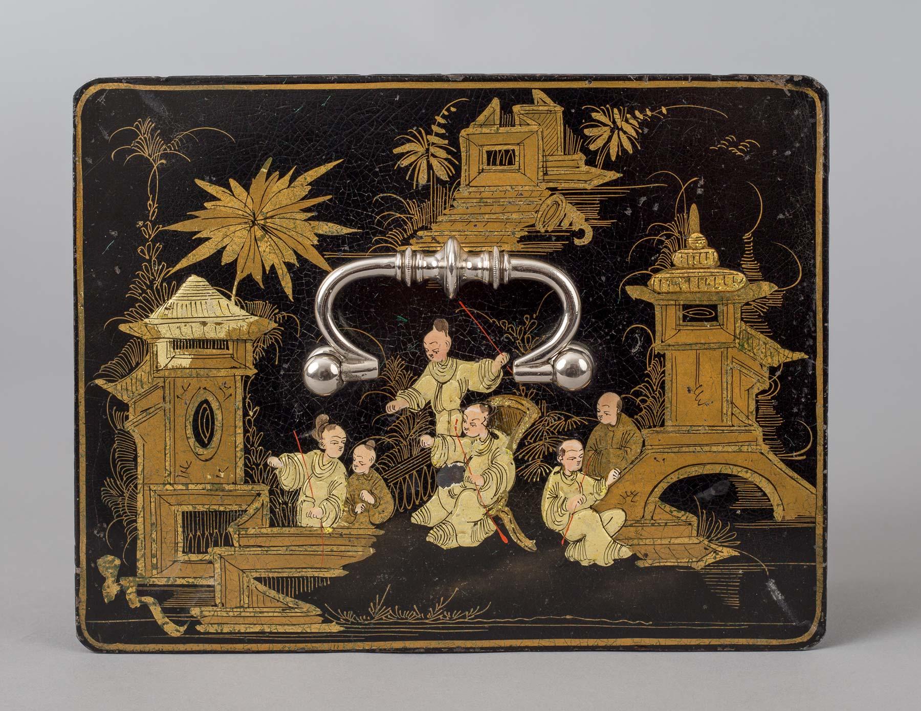 19th Century Rare Chinoiserie Lacquered Strong Box For Sale