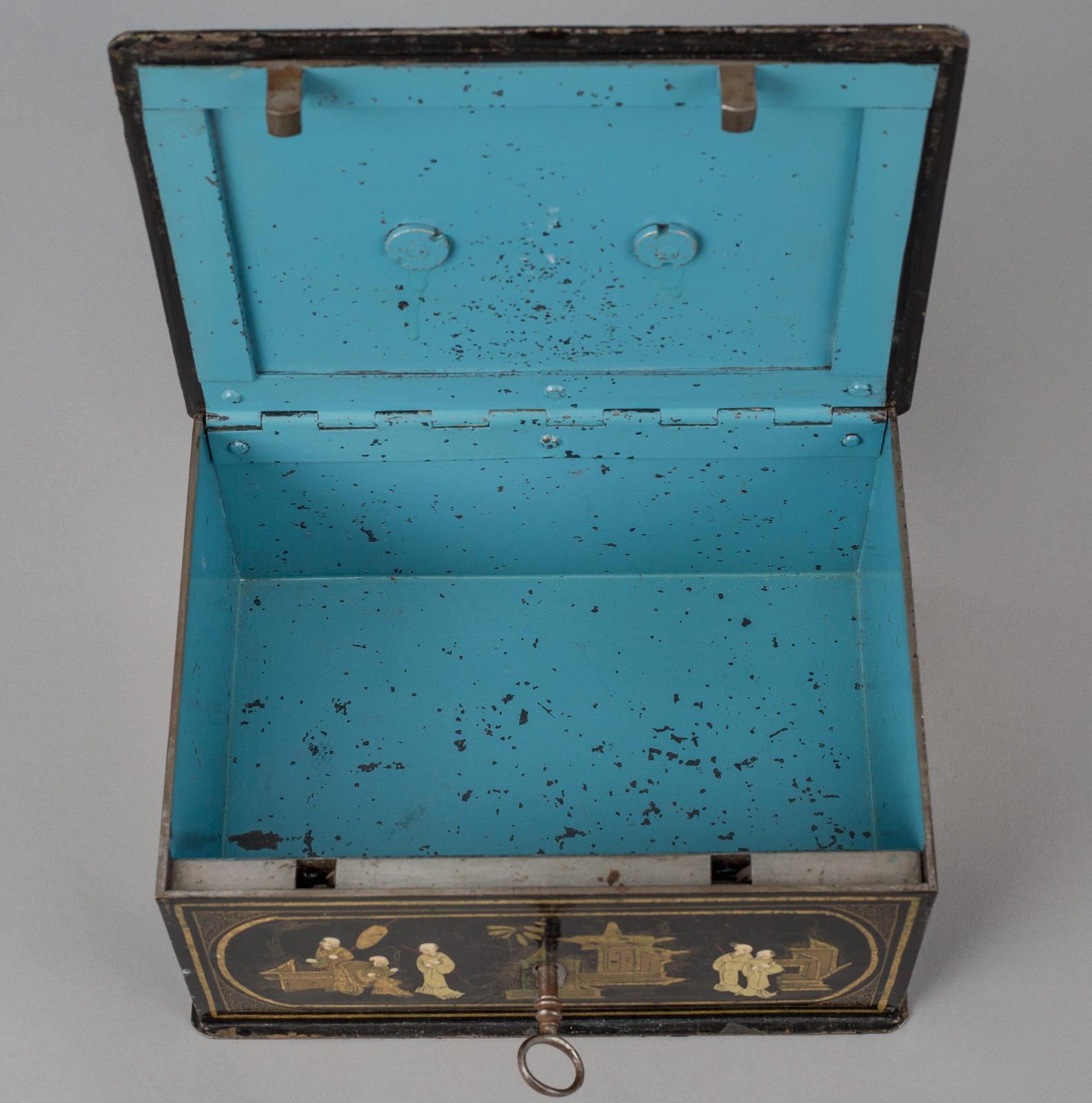 Rare Chinoiserie Lacquered Strong Box For Sale 1
