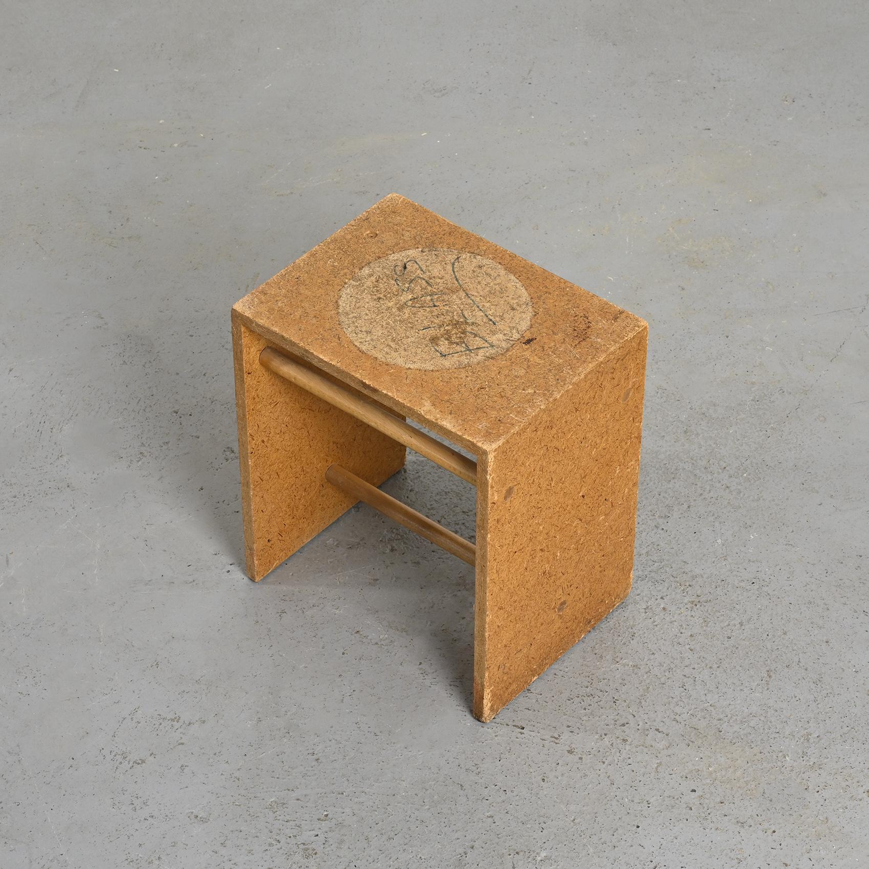 Mid-Century Modern Rare tabouret en aggloméré de Max Bill, Ulm, circa 1962 en vente