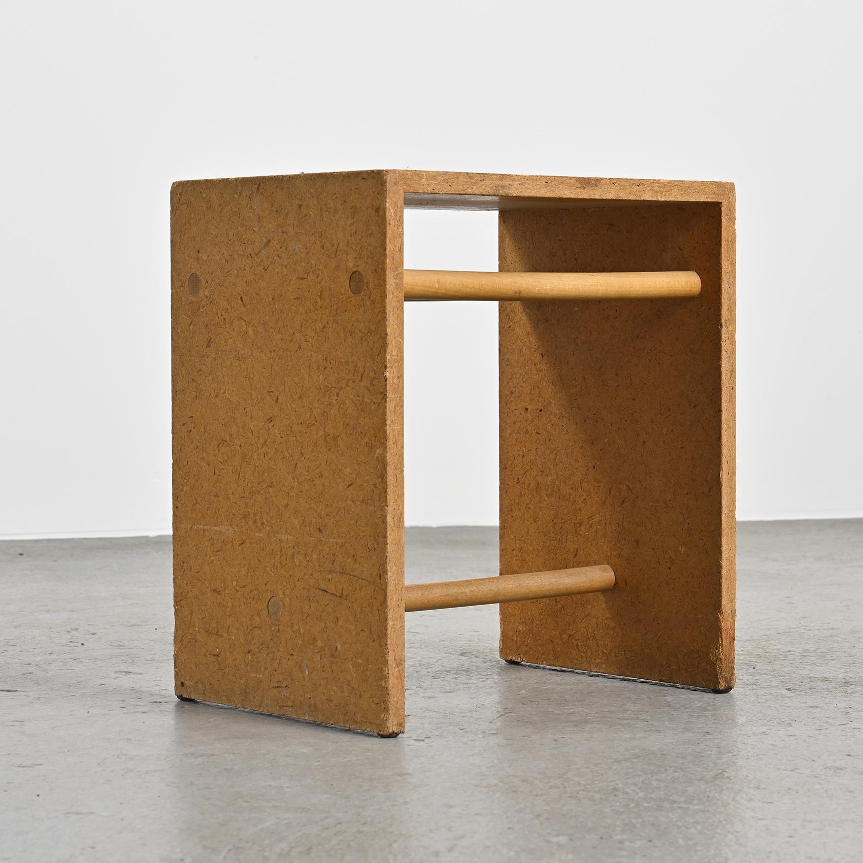 Allemand Rare tabouret en aggloméré de Max Bill, Ulm, circa 1962 en vente