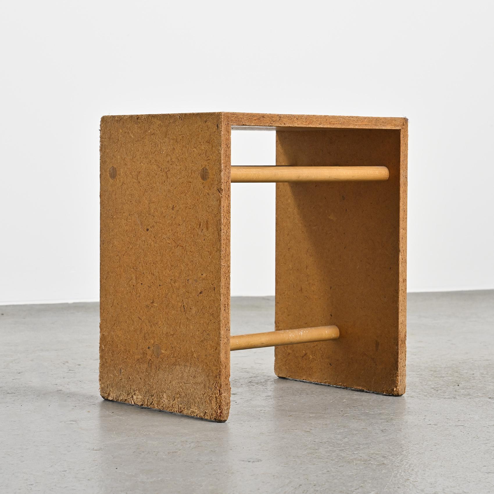 Rare tabouret en aggloméré de Max Bill, Ulm, circa 1962 Abîmé - En vente à VILLEURBANNE, FR