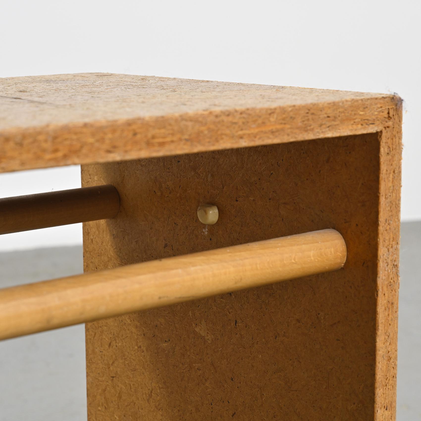 Rare tabouret en aggloméré de Max Bill, Ulm, circa 1962 en vente 1