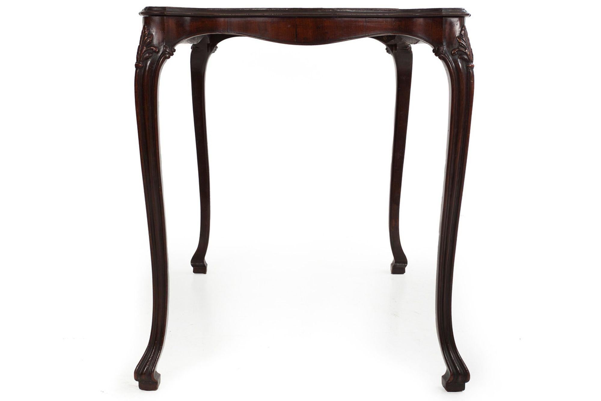 Rara Mesa Chippendale, inglesa ca. 1770, ex Colección Rothermere en Bueno estado para la venta en Shippensburg, PA