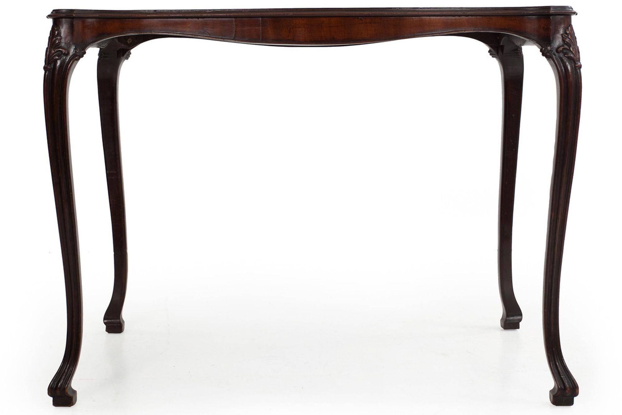Rara Mesa Chippendale, inglesa ca. 1770, ex Colección Rothermere siglo XVIII y antes en venta