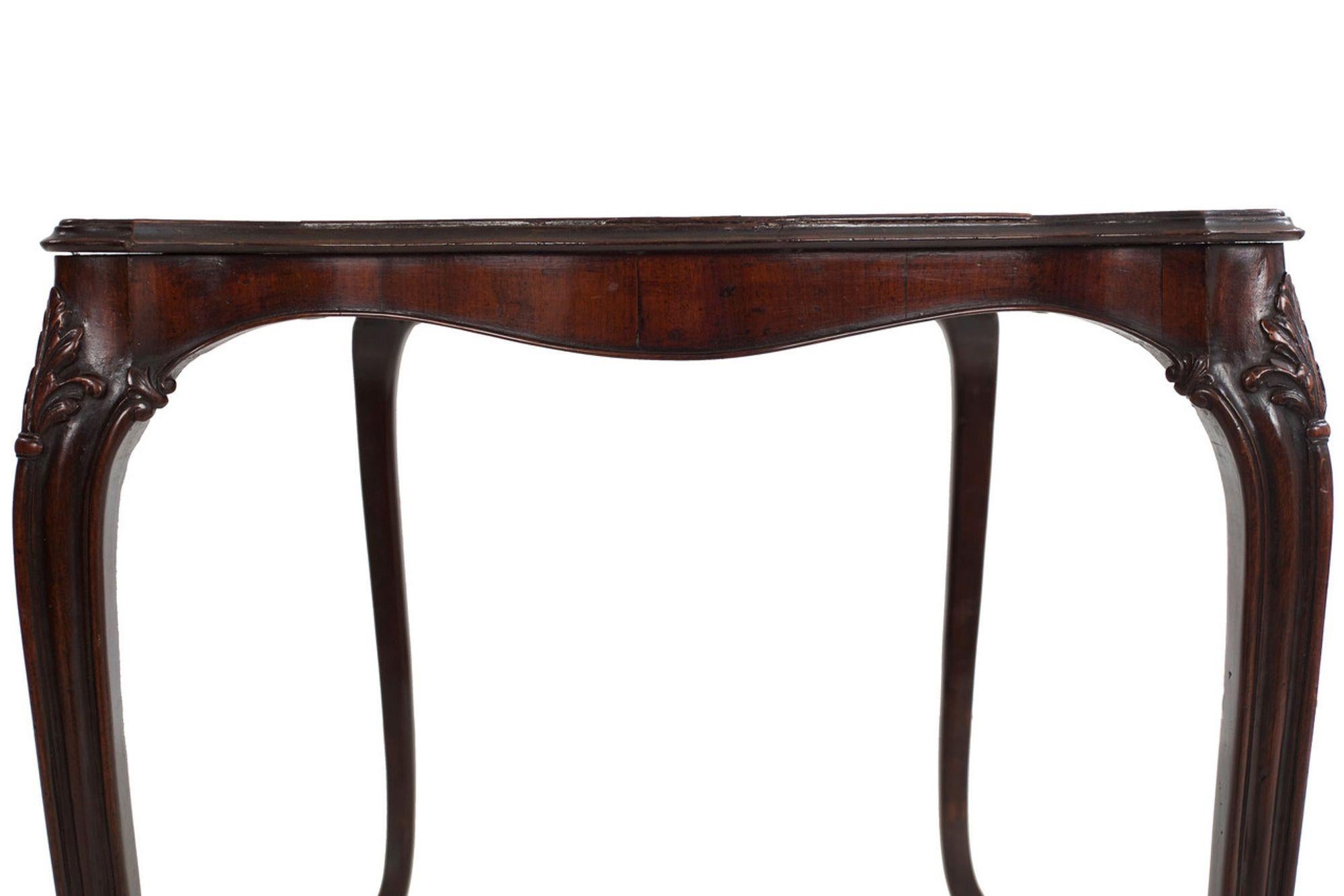 Rara Mesa Chippendale, inglesa ca. 1770, ex Colección Rothermere en venta 2