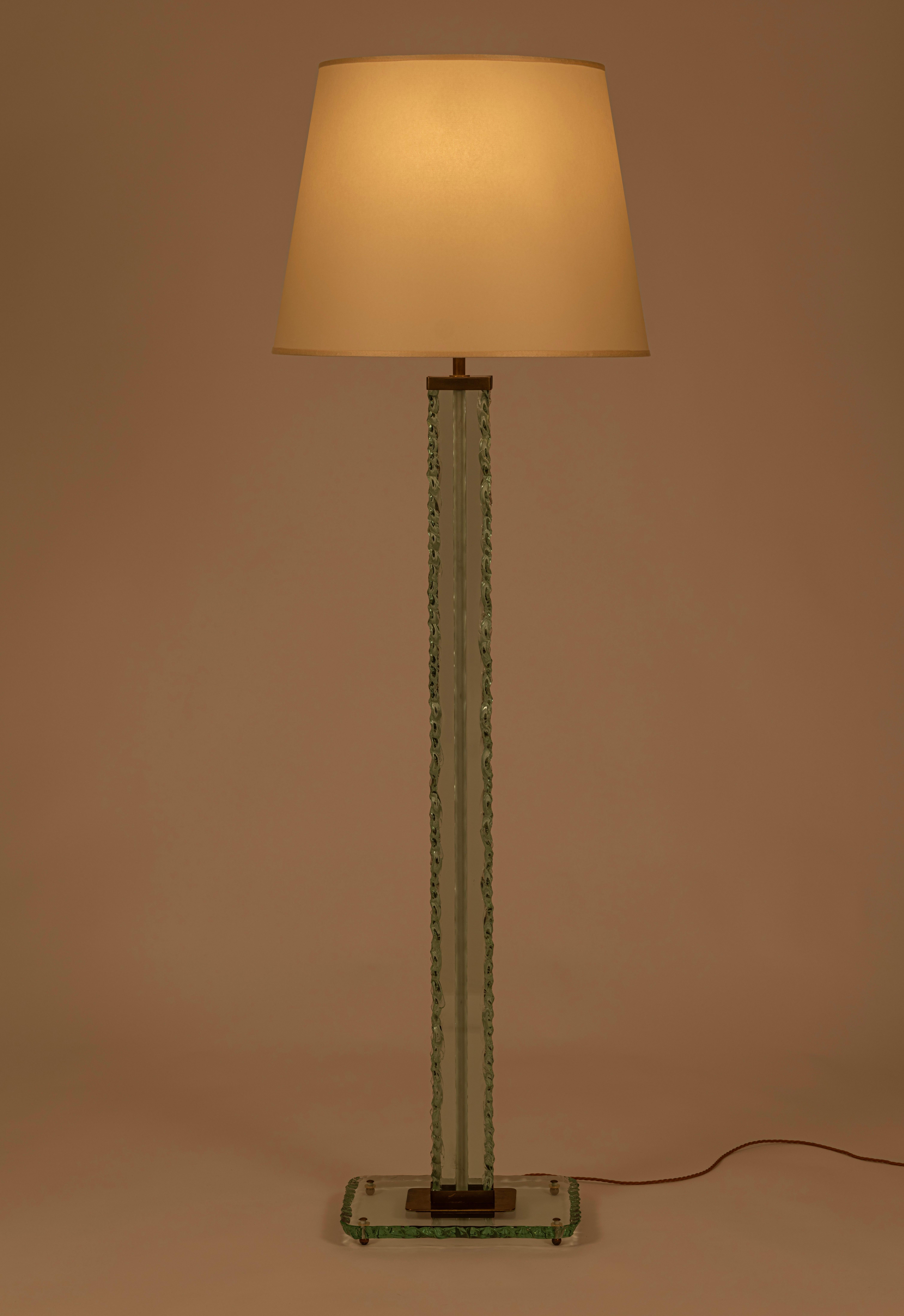 Rare Chiseled Glass Floor Lamp by Pietro Chiesa for Fontana Arte, Italy, c.1935 For Sale 5