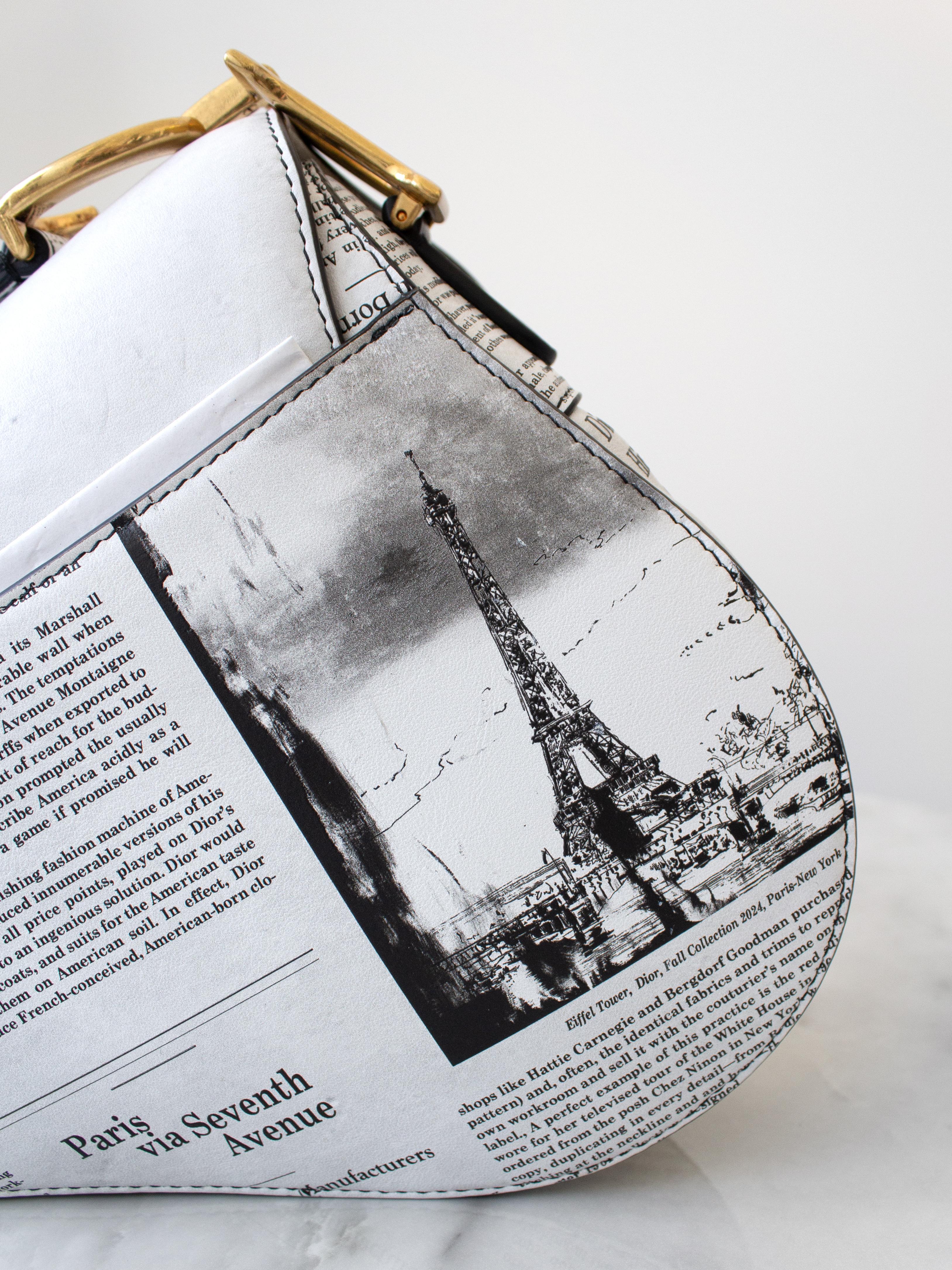 Rare Christian Dior 2024 Newspaper Print White Black Calfskin Saddle Bag In New Condition In Jersey City, NJ