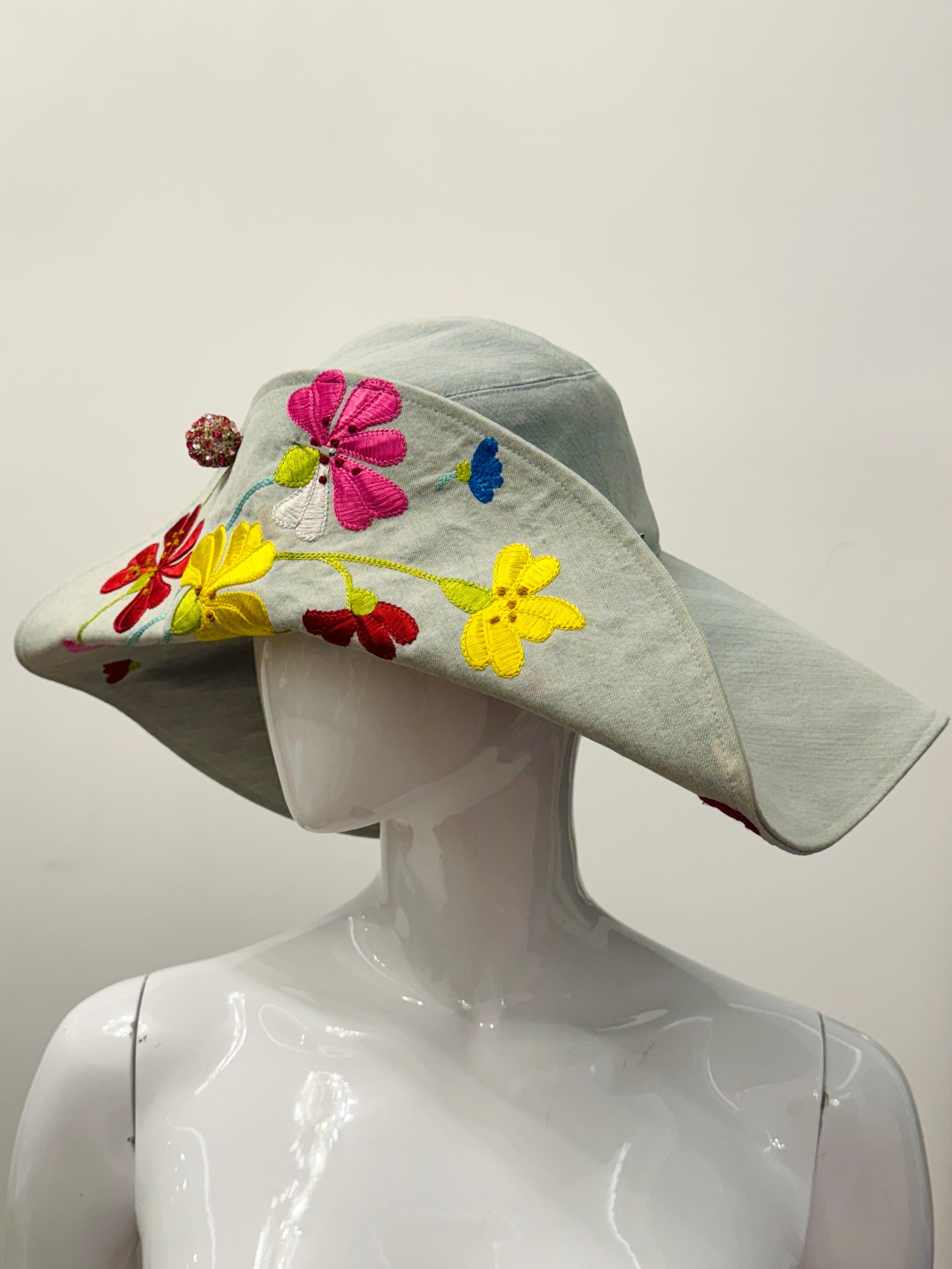 Rare Christian Dior by Galliano S/S 2005 runway denim flowers embroidery hat im Angebot 14