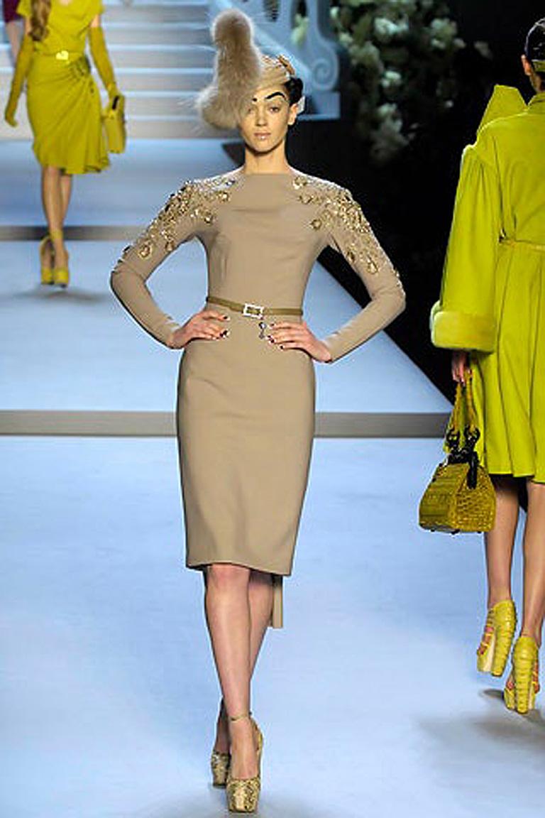 Gris Rare chapeau de défilé Christian Dior par John Galliano 2007 en vente