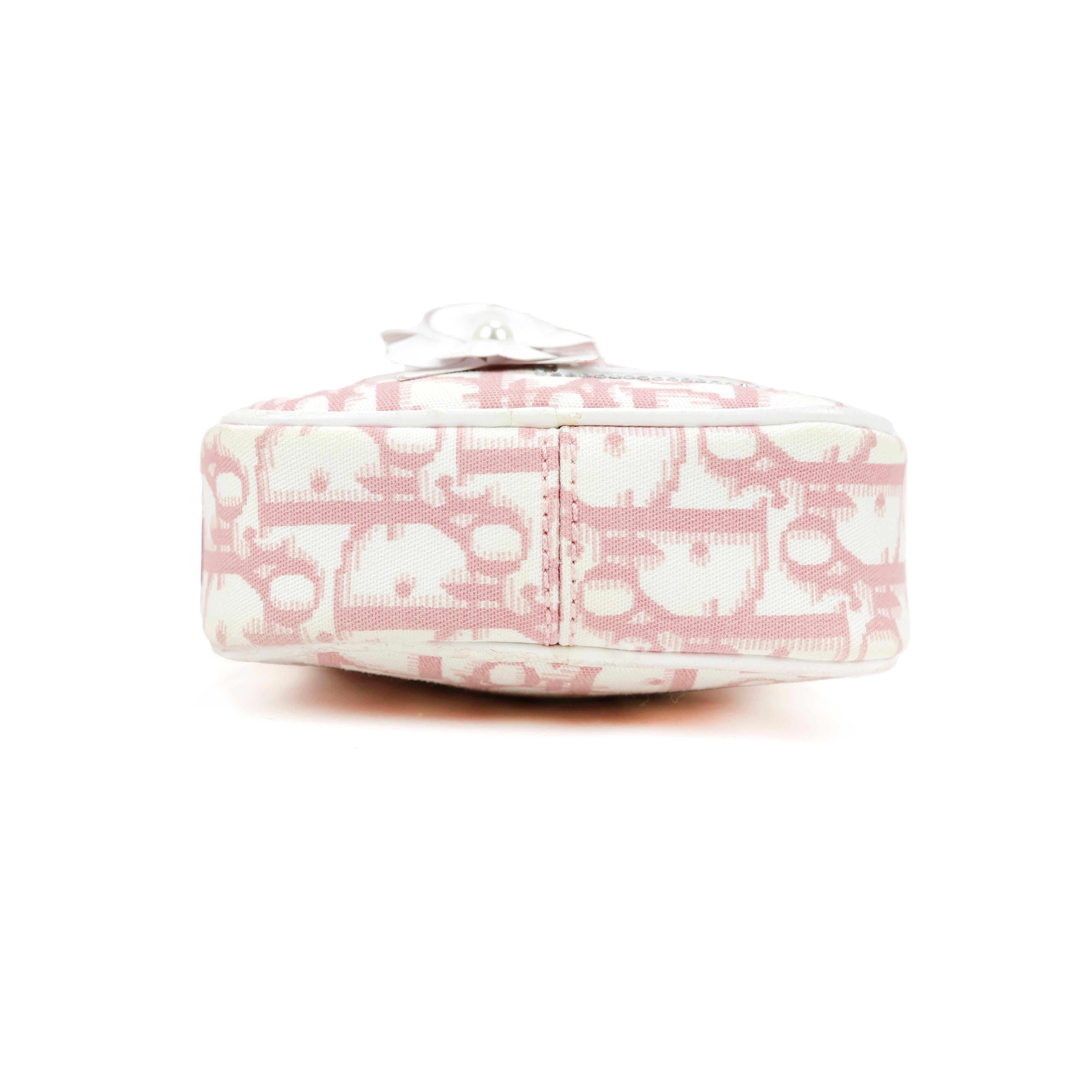 RARO Bolso cruzado monograma rosa Christian Dior by John Galliano Diorissimo en venta 2