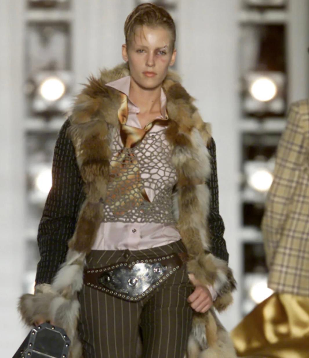 Raro cinturón icónico Champion Christian Dior by John Galliano F/W 2001 en venta 4