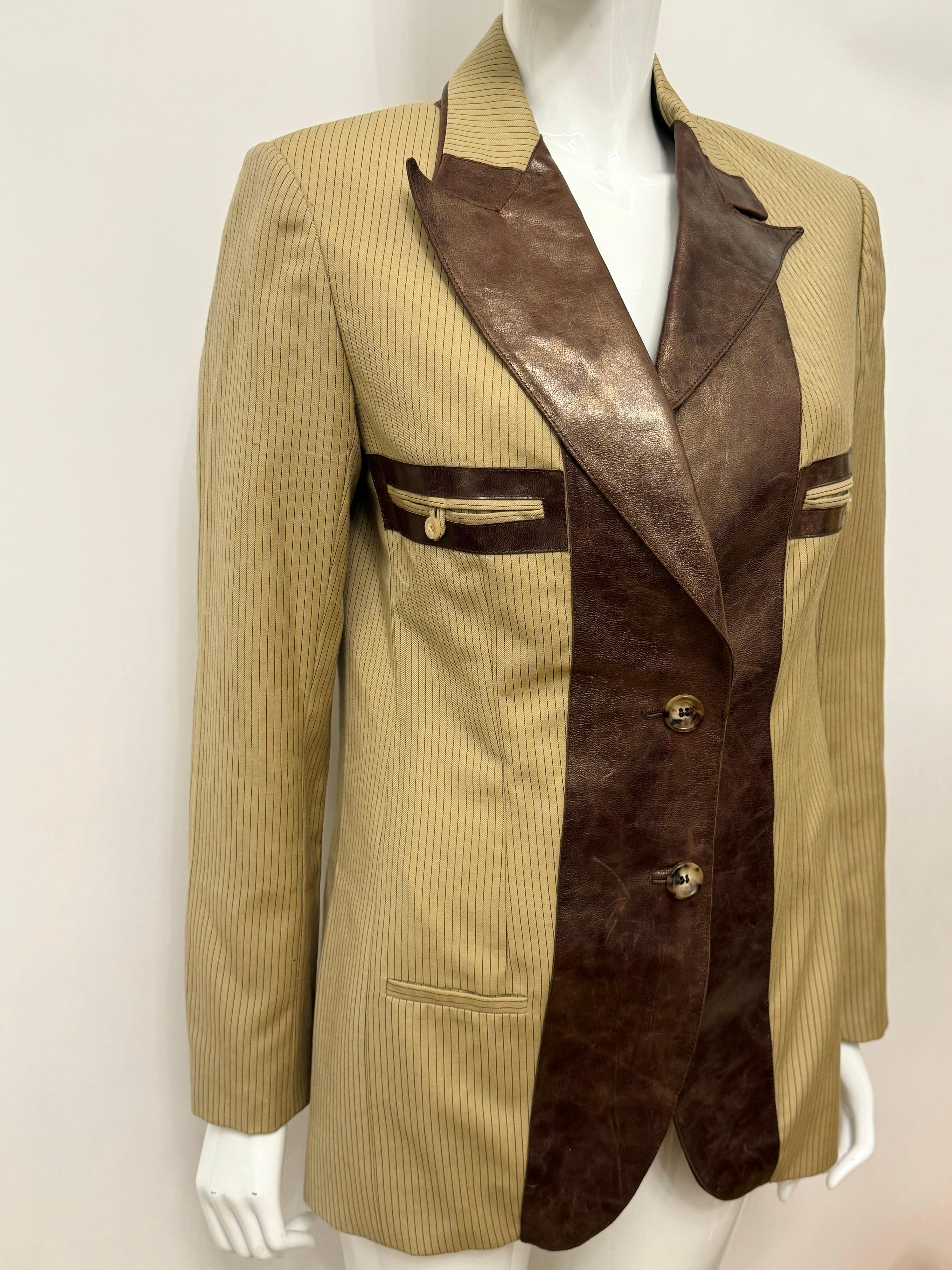 Rare Christian Dior by John Galliano runway F/W 2001 jacket en vente 6