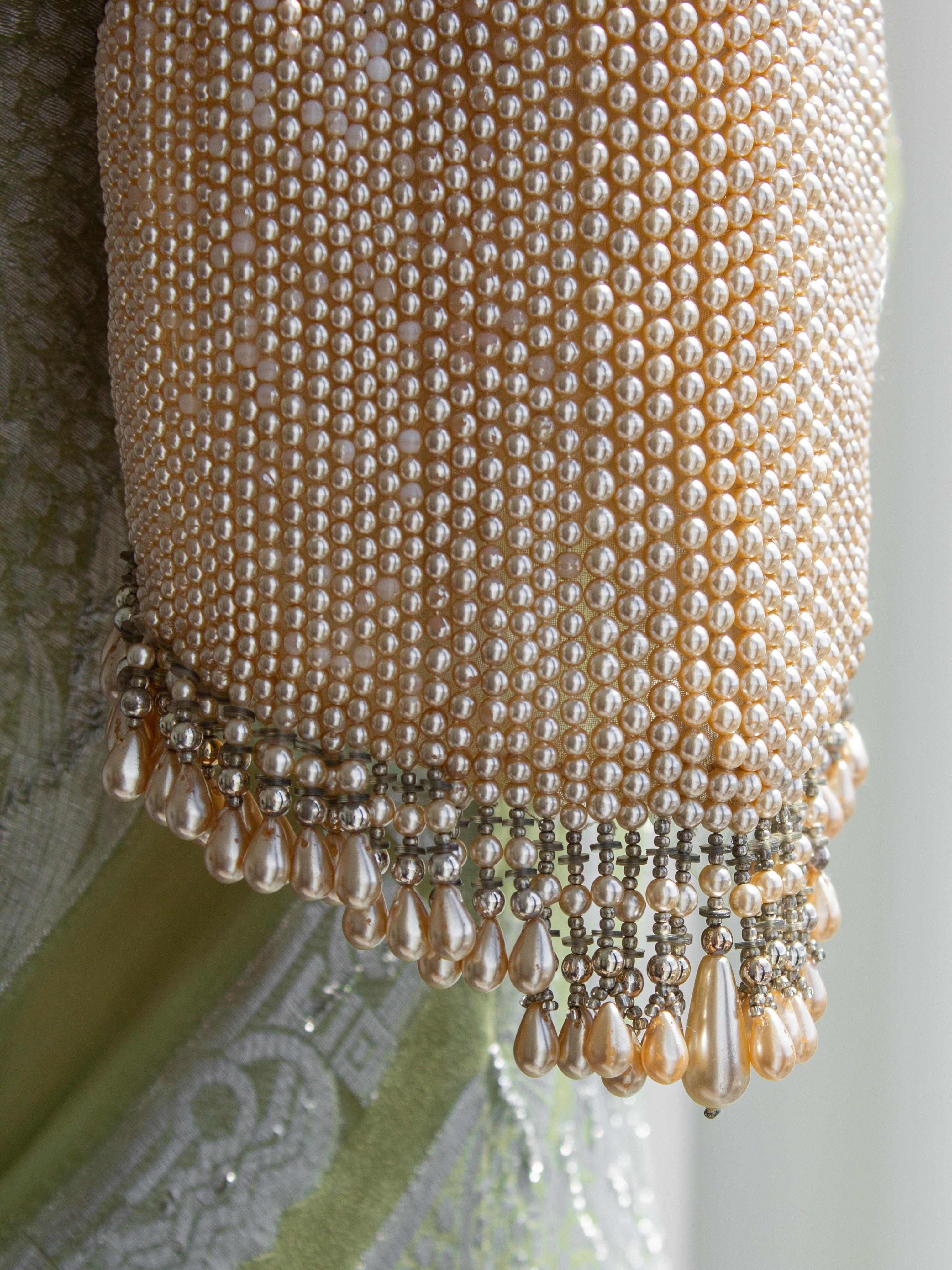 Raro abito di John Galliano for Christian Dior P/E 1998 impreziosito da perle finte verdi in vendita 7