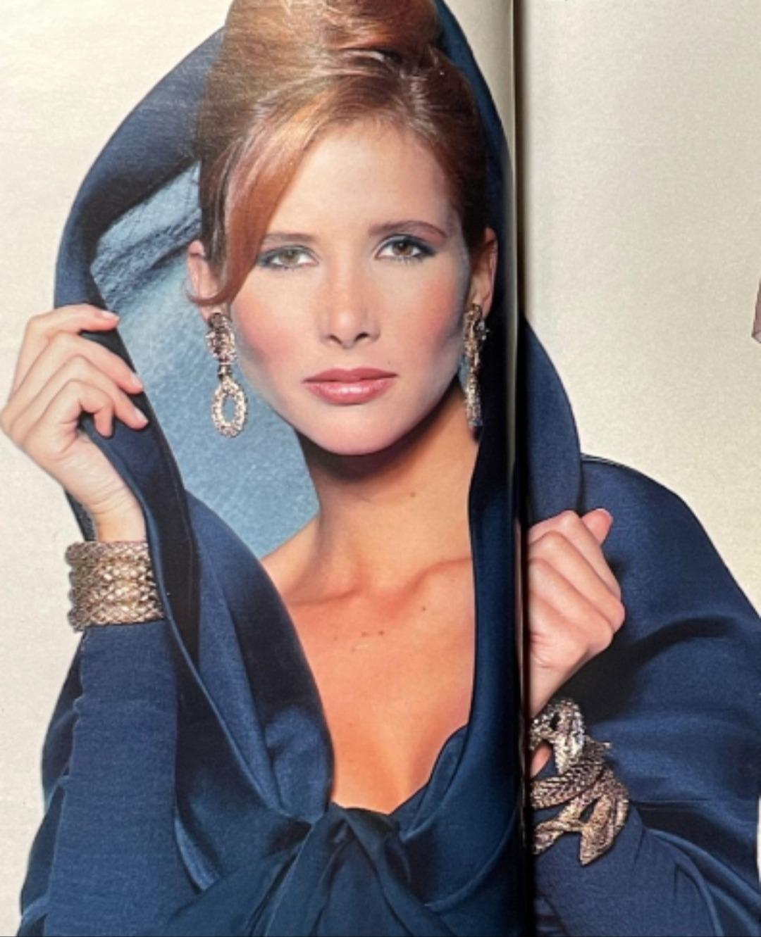 Rari orecchini a clip in serpente e pavé di cristalli di Christian Dior Couture, anni '90, Runway Mod in vendita 8