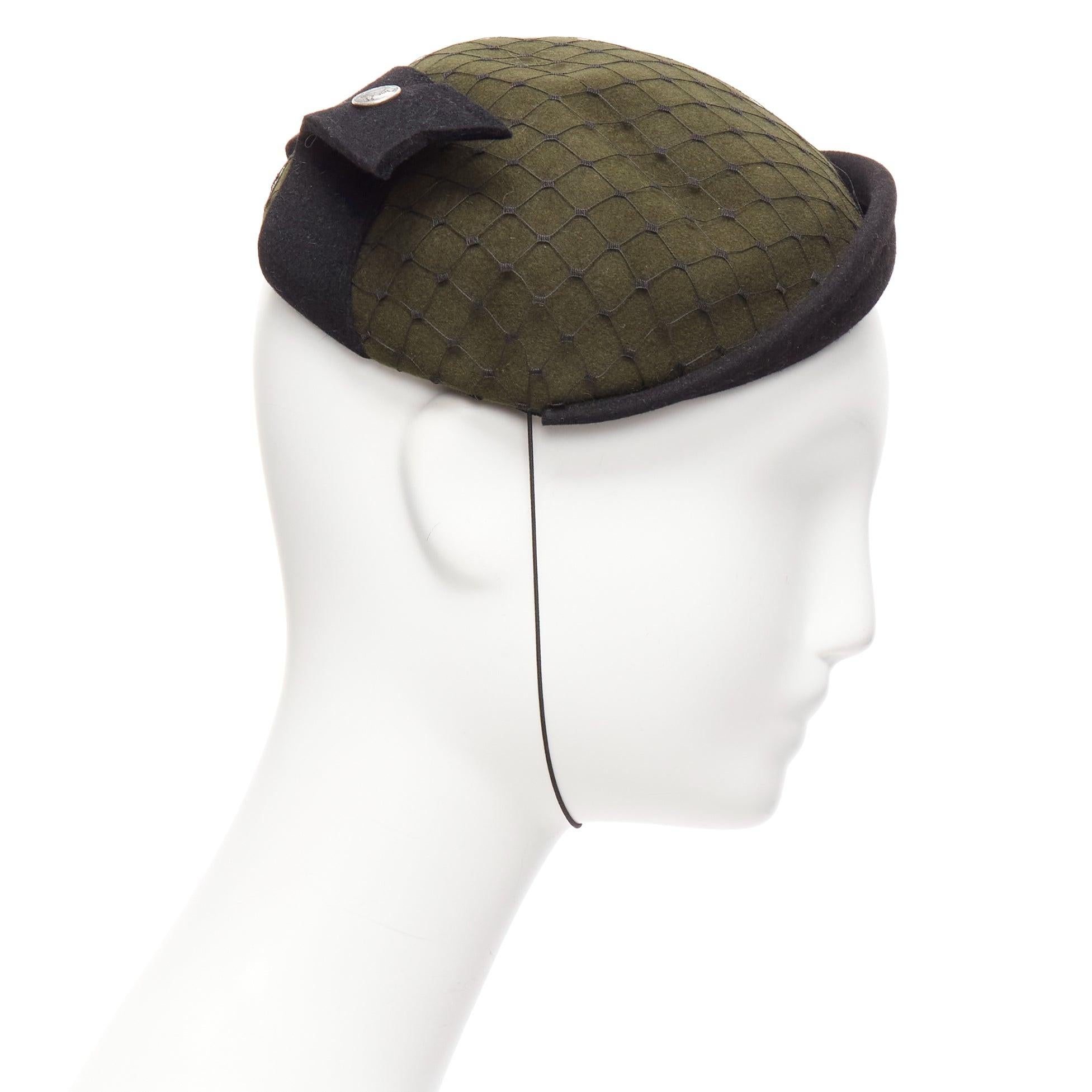 rare CHRISTIAN DIOR John Galliano 1999 Communist green wool fascinator hat In Good Condition In Hong Kong, NT
