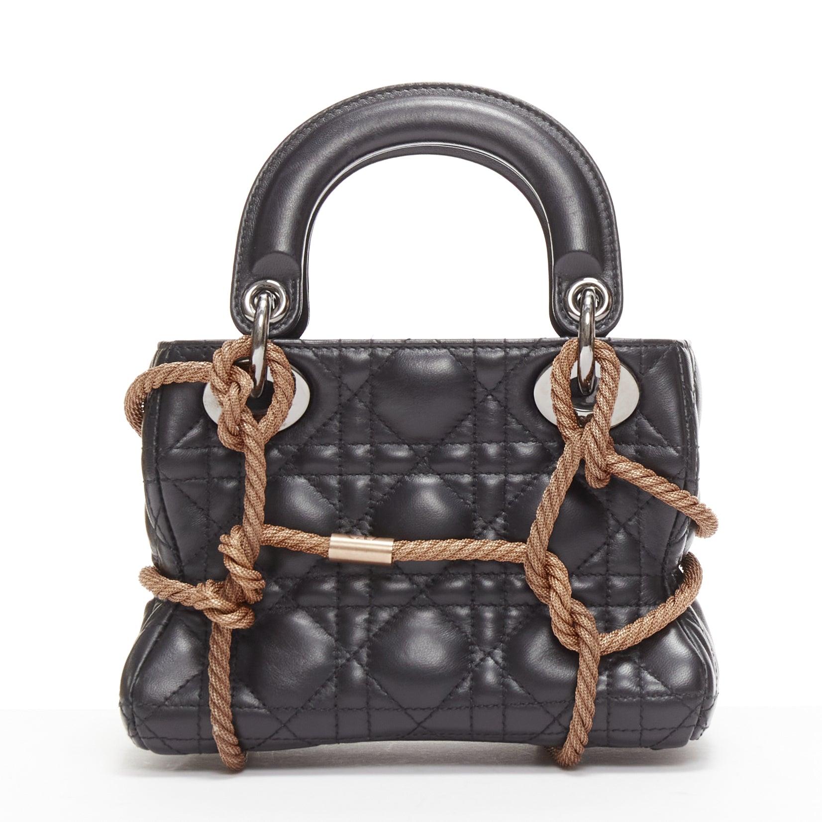 Seltene CHRISTIAN DIOR Morgane Tschiember Limitierte Auflage Lady Dior bondage Tasche Damen