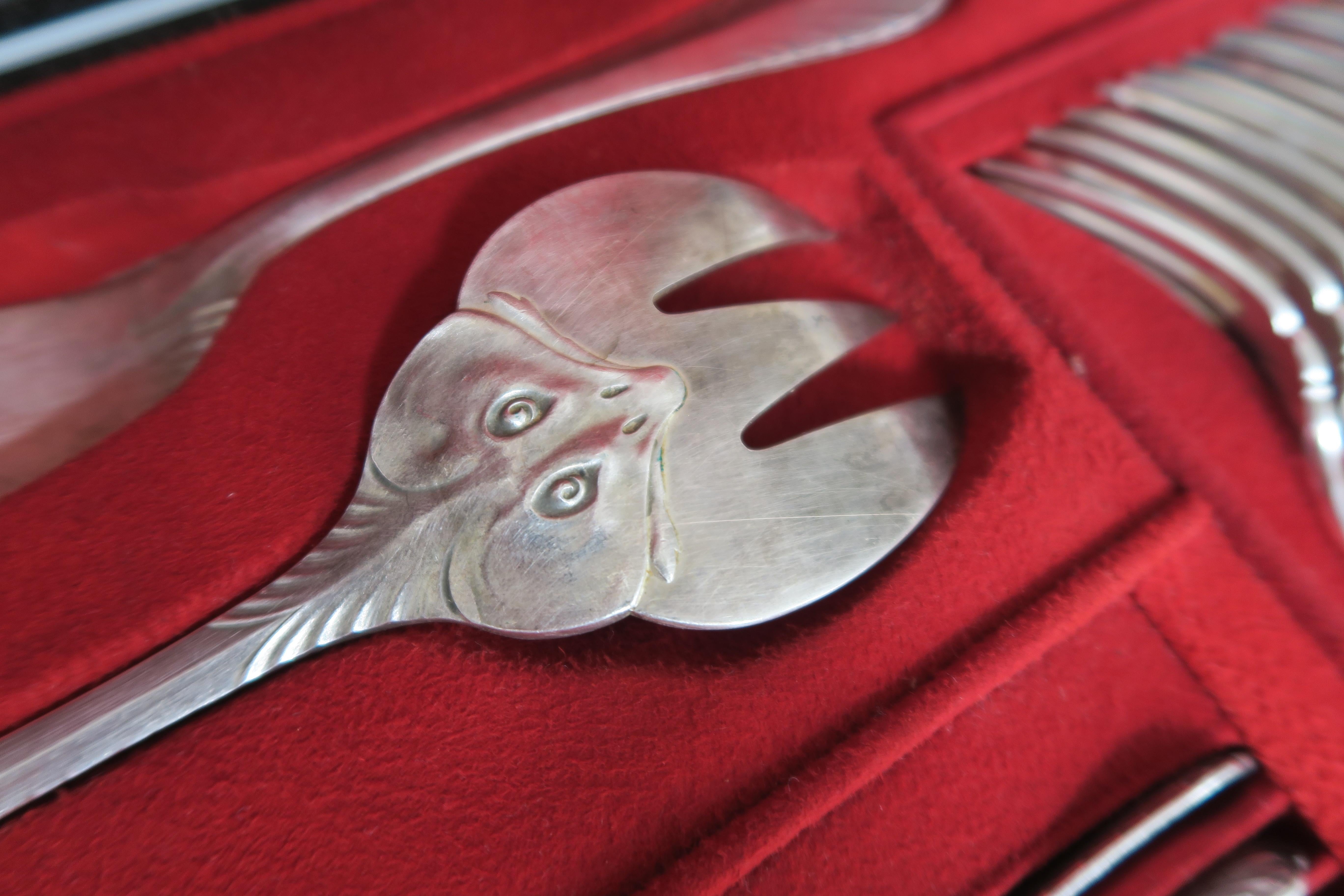 Rare Christofle Fish Cutlery for 12 Persons in original vintage box In Good Condition In Vienna, AT