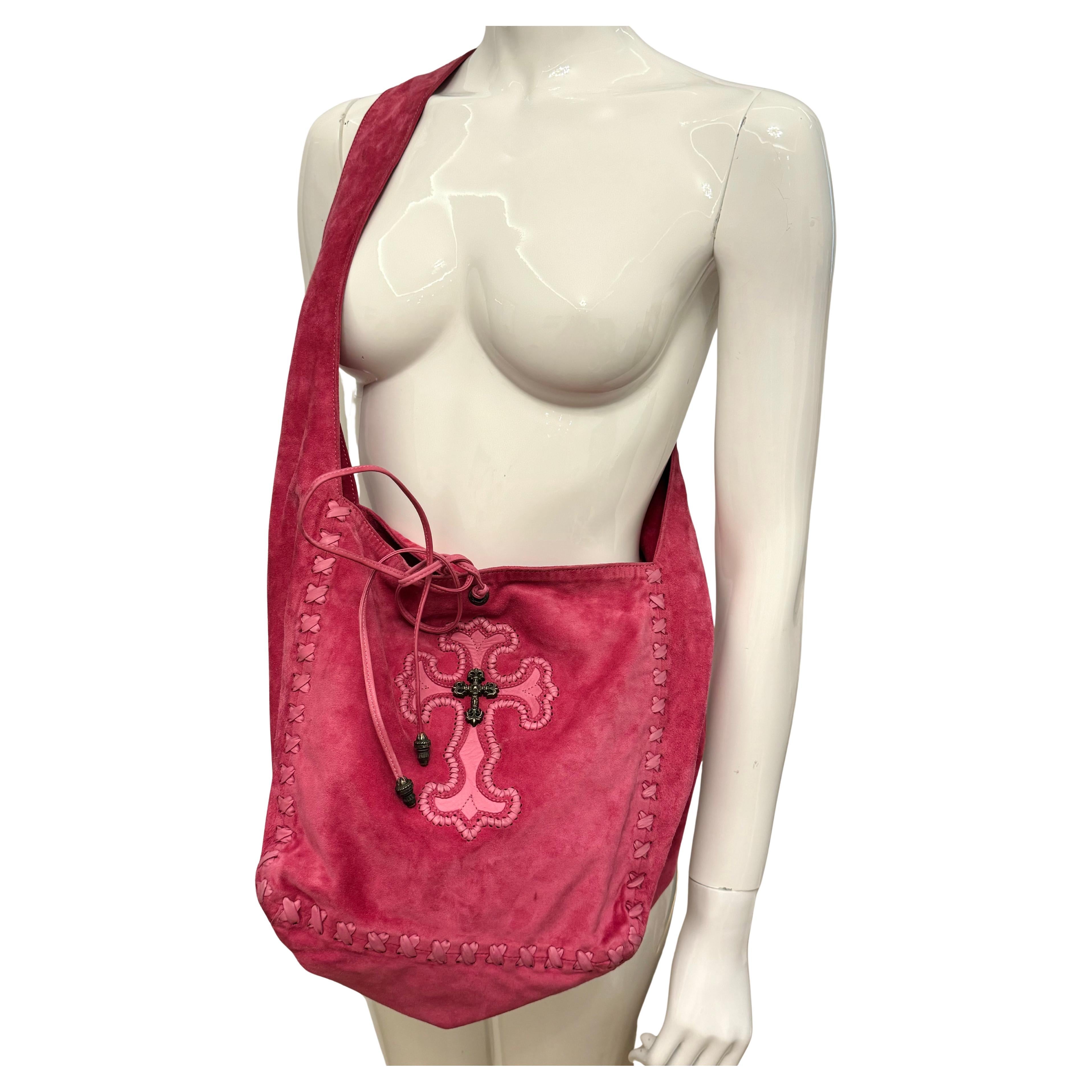 Rare sac Chrome Hearts en cuir d
agneau velours rose en vente