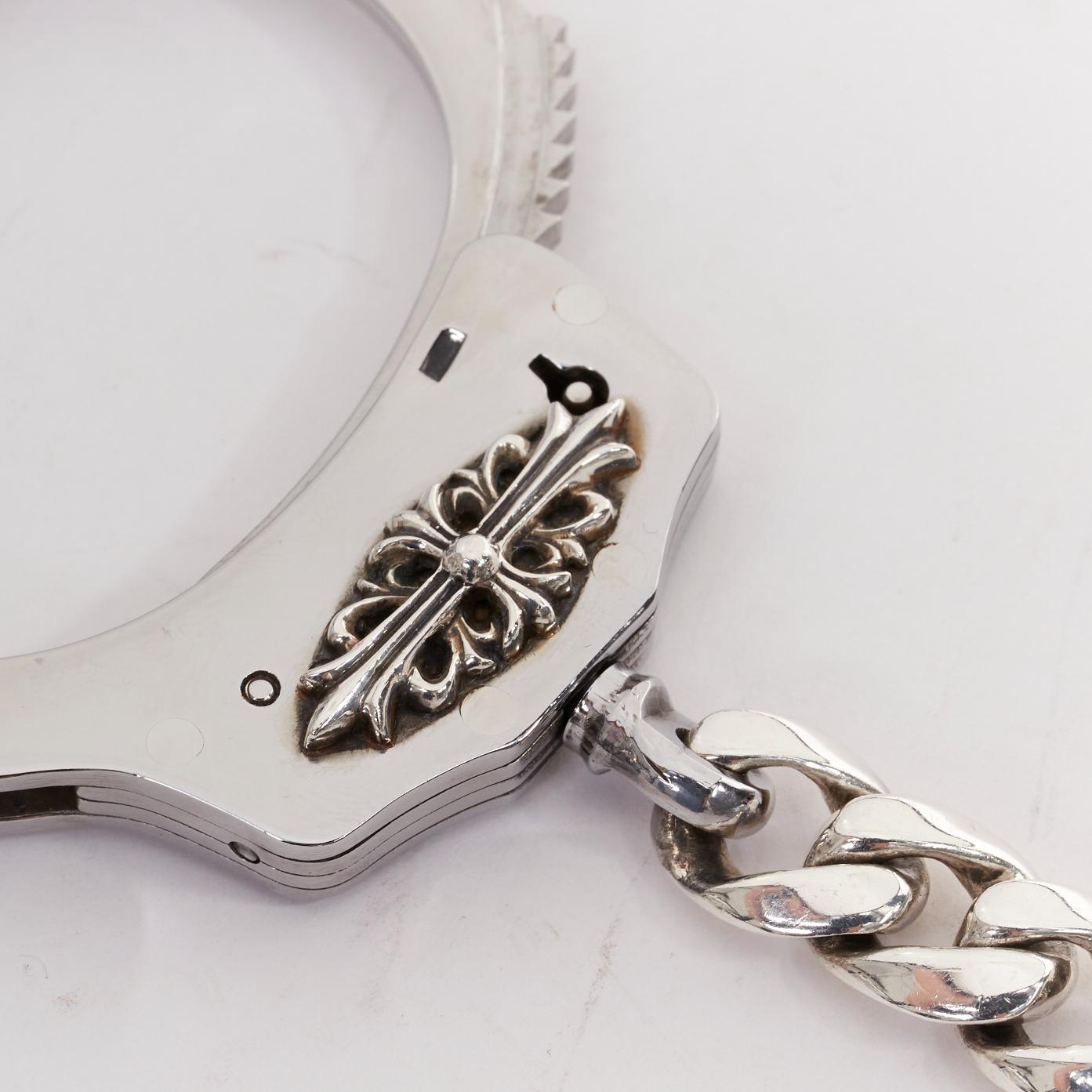rare CHROME HEARTS 925 sterling silver handcuff bangle skull keychain en vente 5