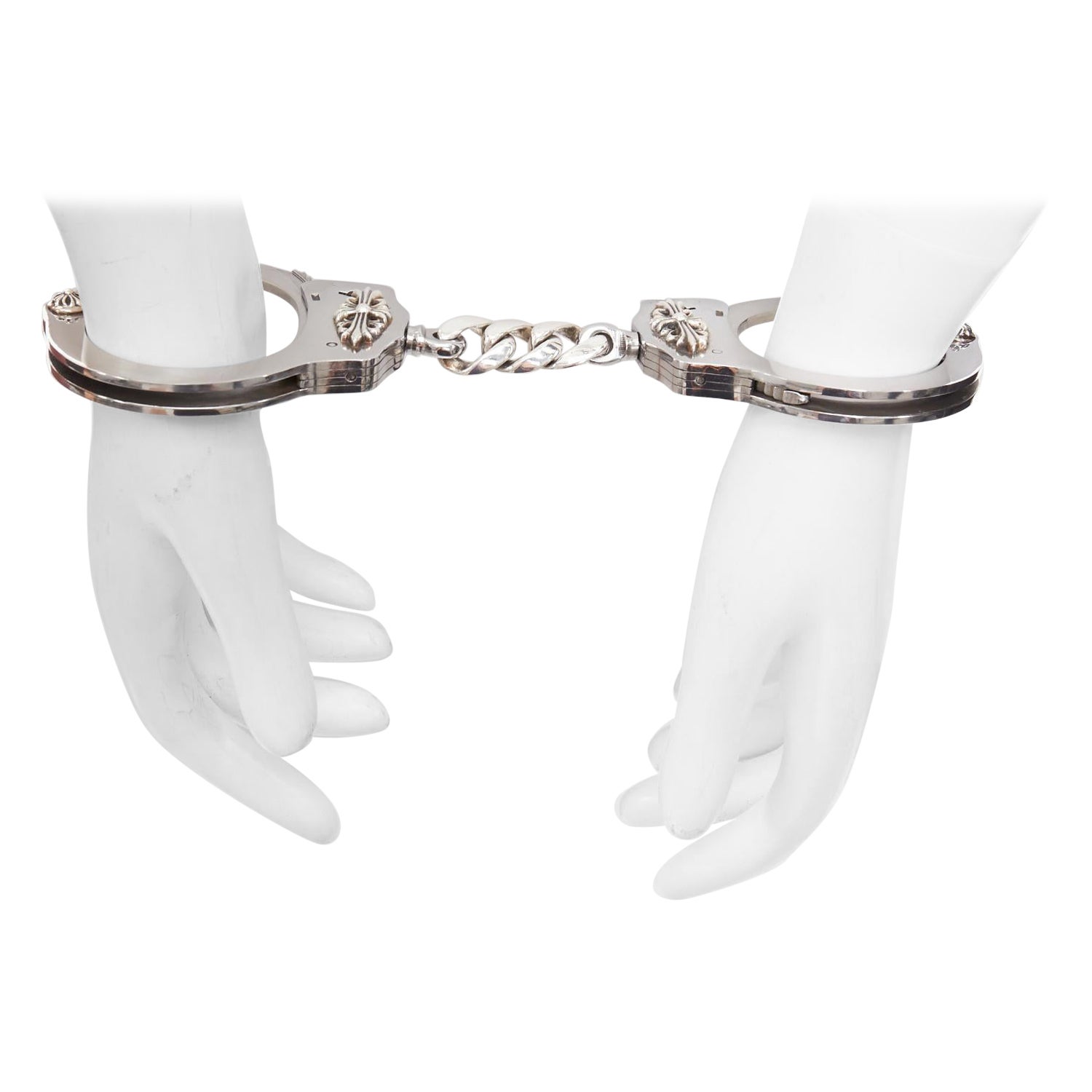 rare CHROME HEARTS 925 sterling silver handcuff bangle skull keychain en vente