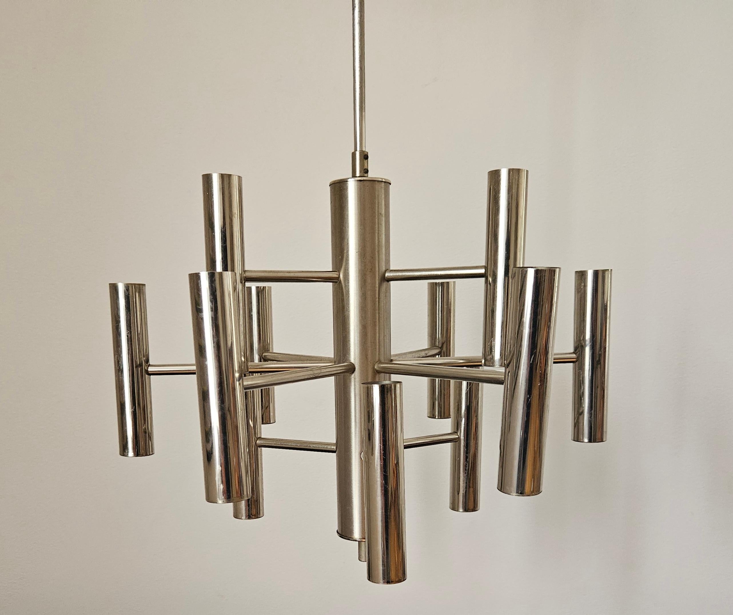 Rara lámpara de araña cromada de mediados de siglo Gaetano Sciolari, Italia, años 70 en venta 3