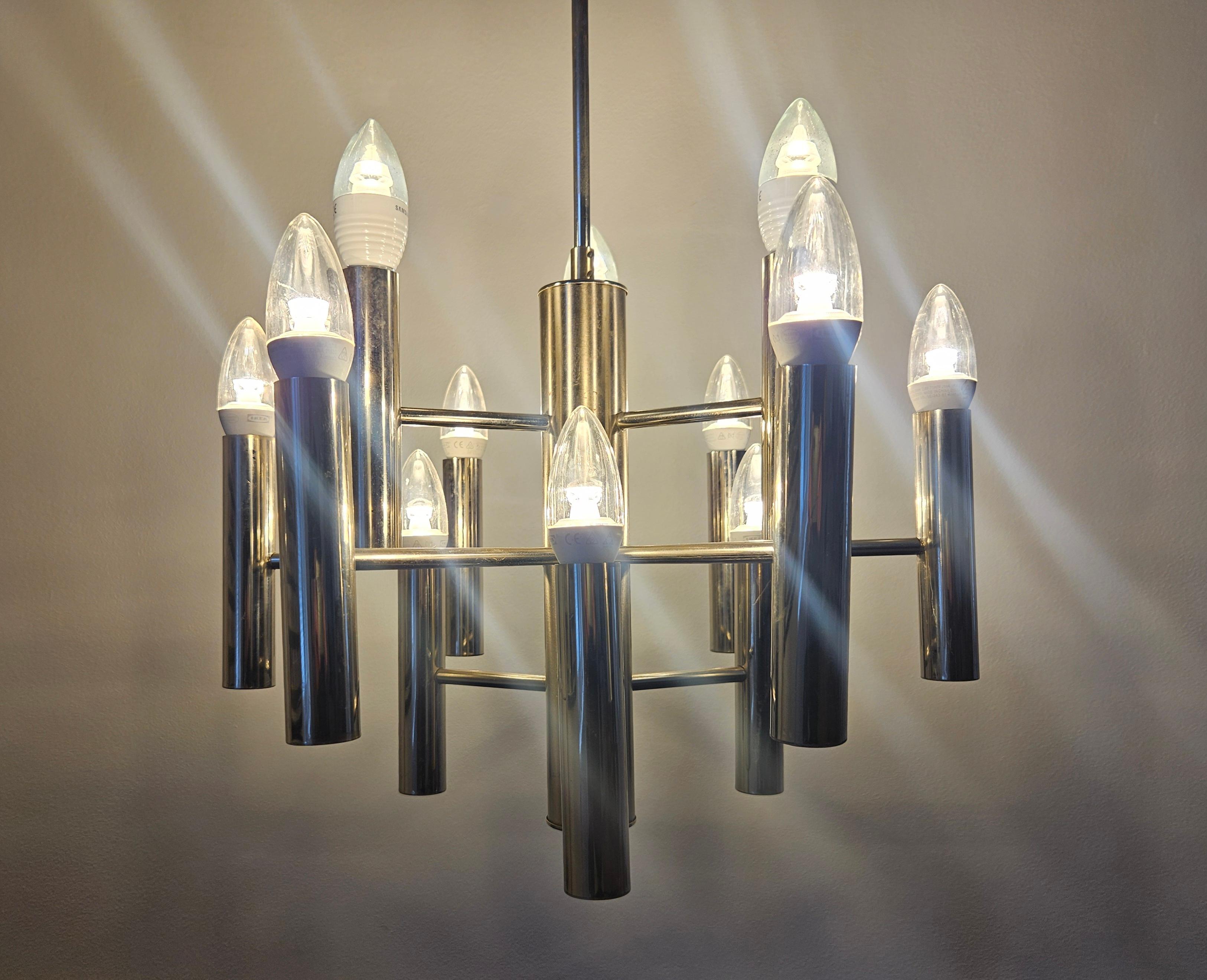 Rara lámpara de araña cromada de mediados de siglo Gaetano Sciolari, Italia, años 70 en venta 1
