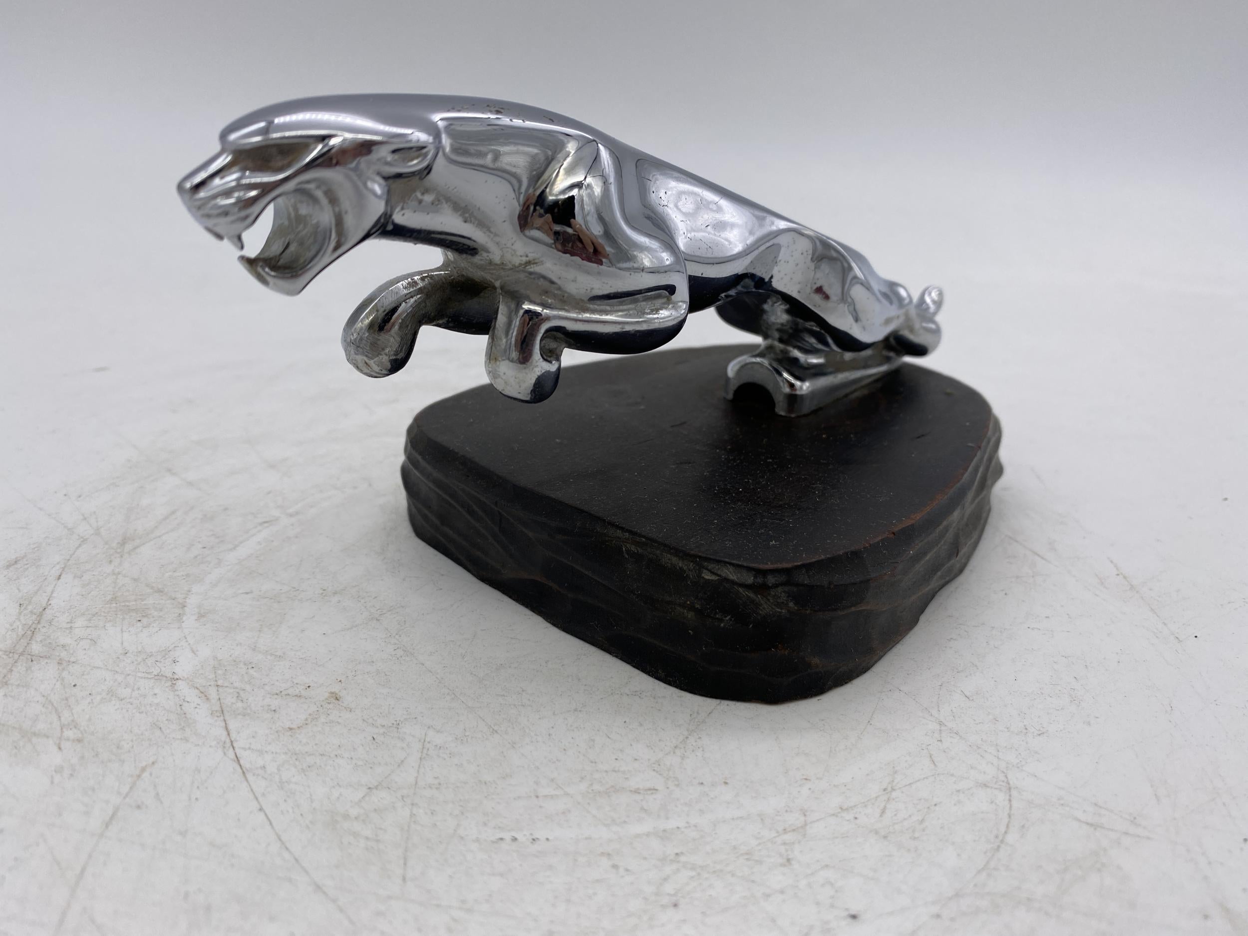A 1950s chrome plated 1959 Jaguar Mk II 'leaping cat' car mascot ashtray probably from a Jaguar dealership.
