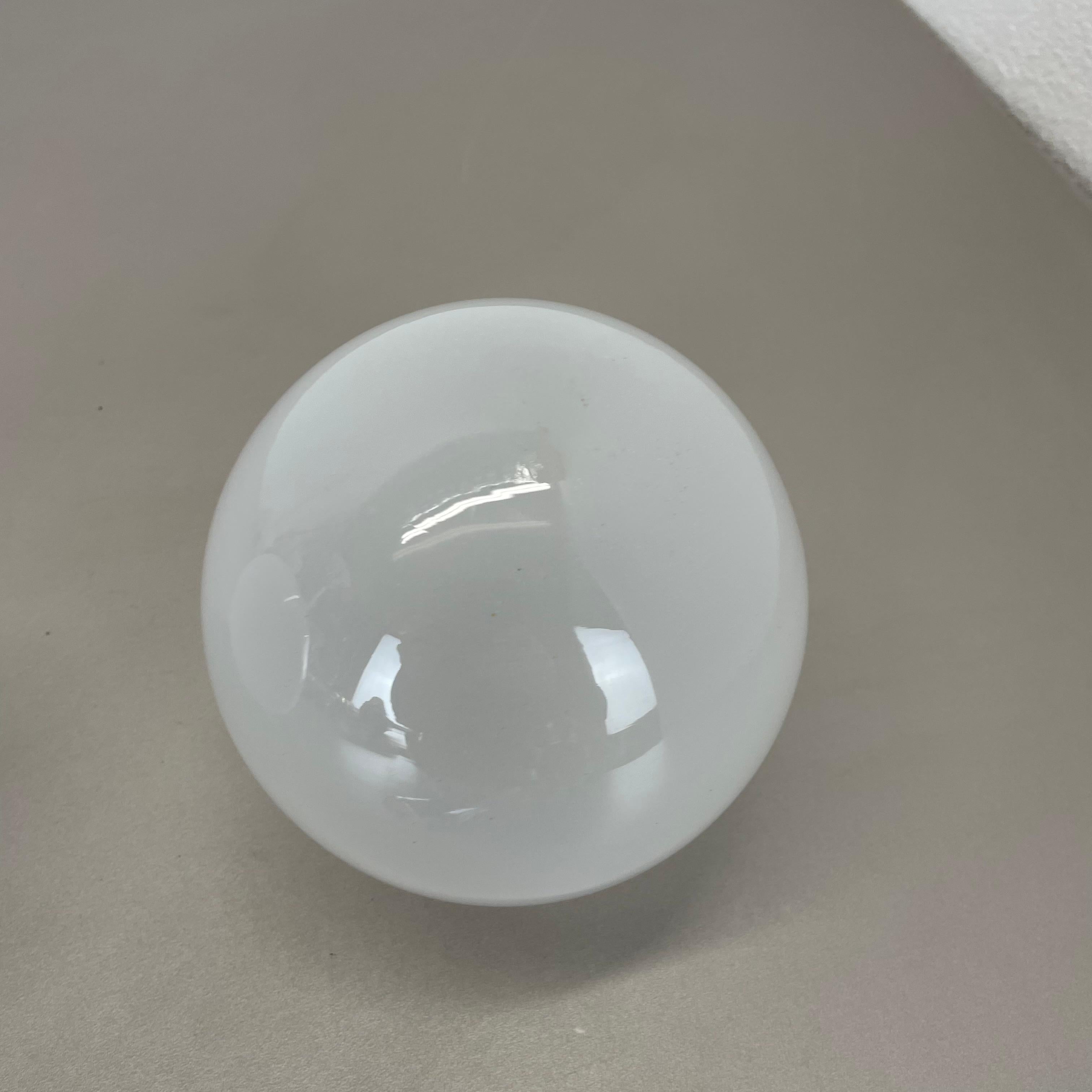 rara lampada da parete 