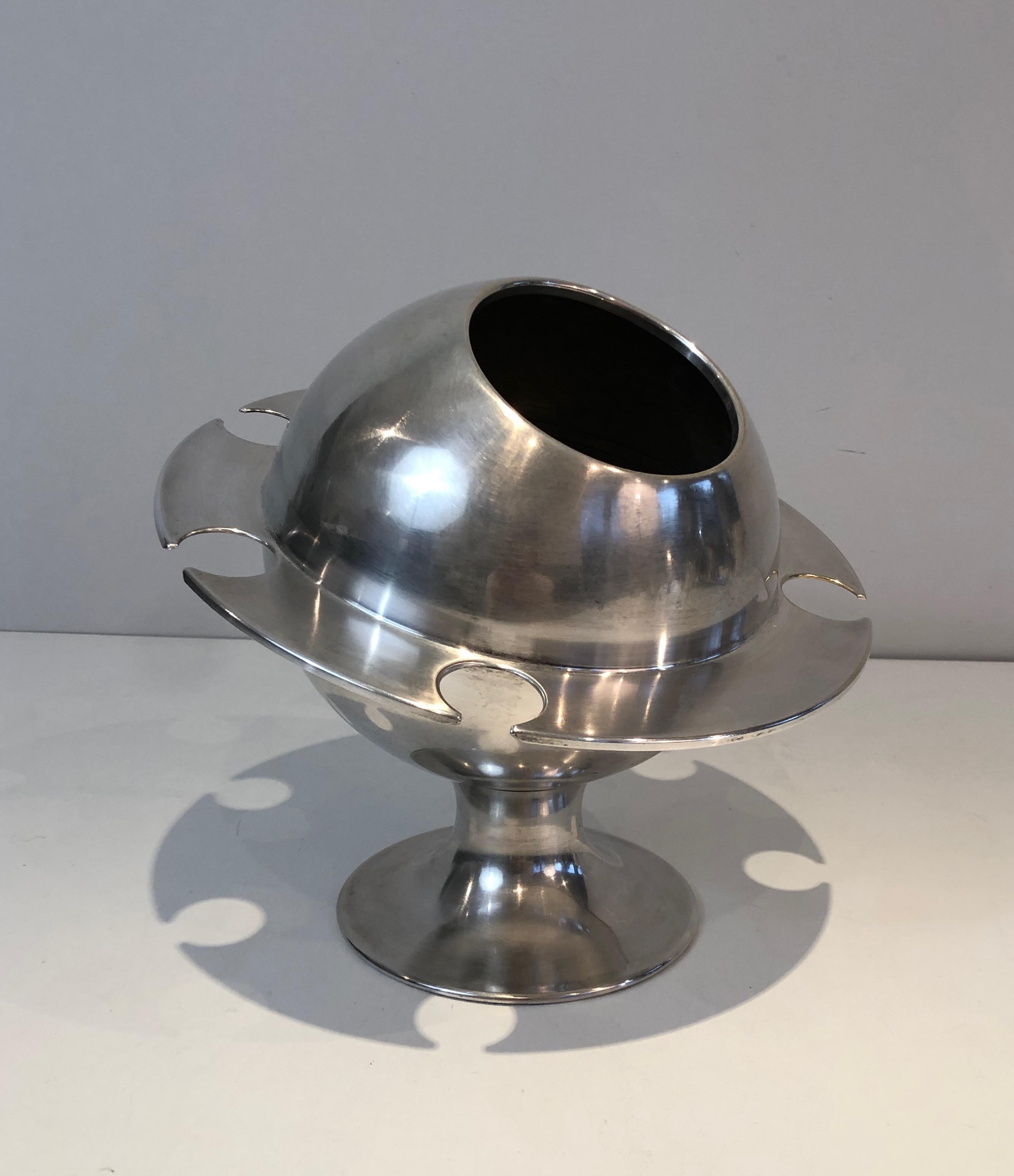 Mid-Century Modern Rare Chromed Champagne Bucket with Flutes Holder, French, Circa 1970 For Sale
