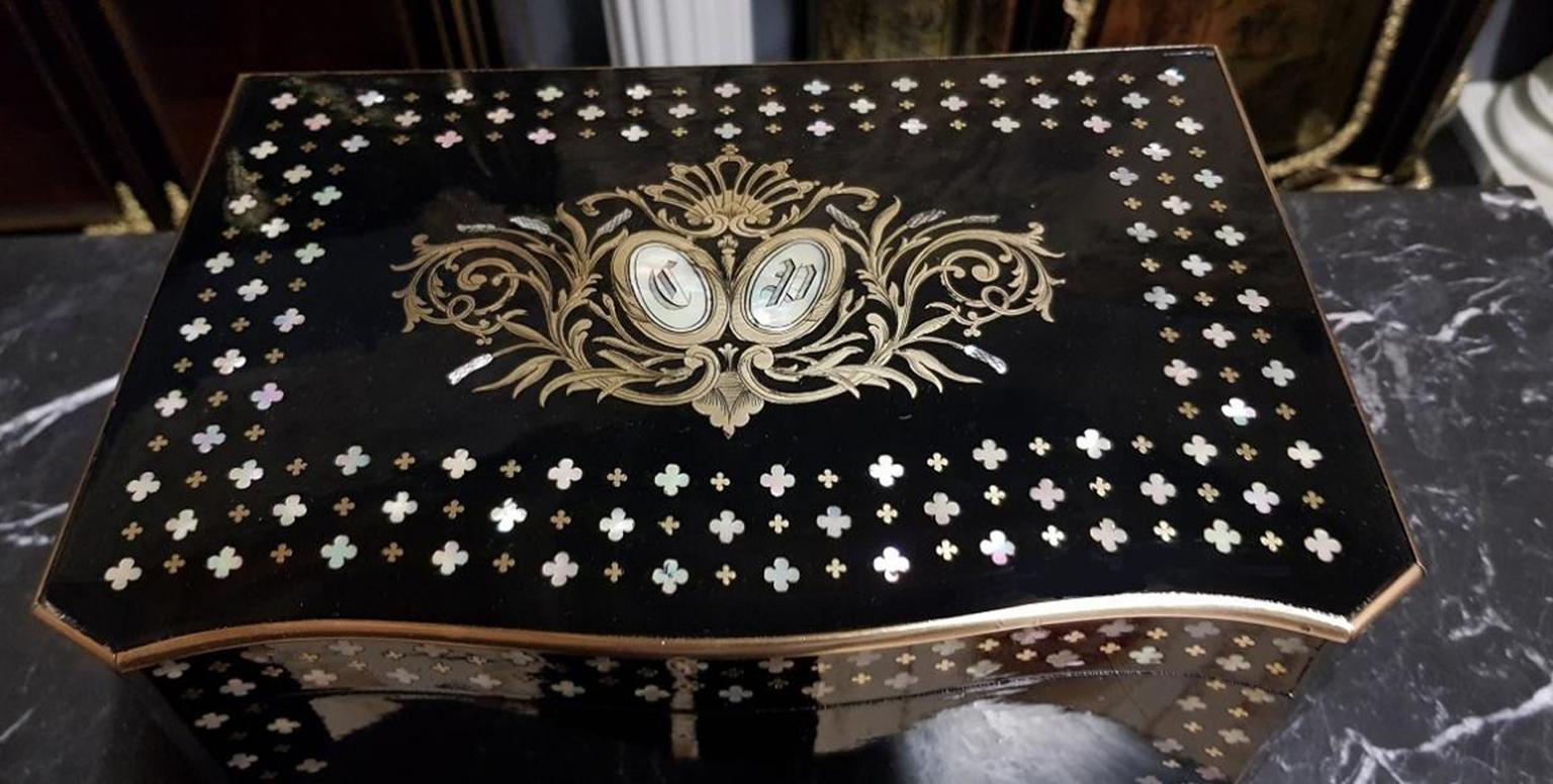 French Rare Cigar Box Cabinet in Boulle Marquetry, Napoleon III  Style, France 1864