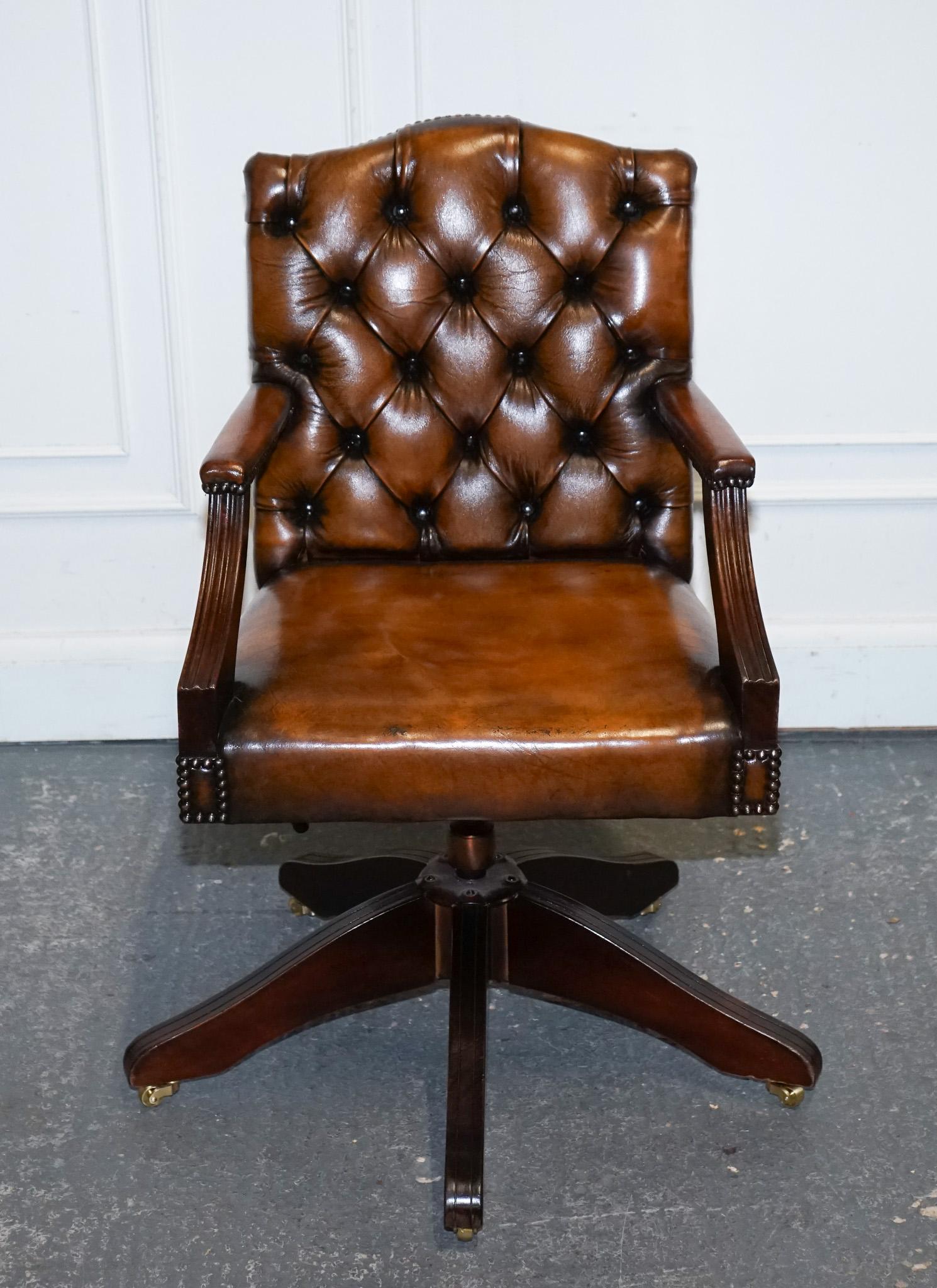 Hand-Crafted RARE CIGAR BROWN LEATHER CHESTERFIELD DIRECTIONS CONFERENCE LEATHER CHAiR For Sale
