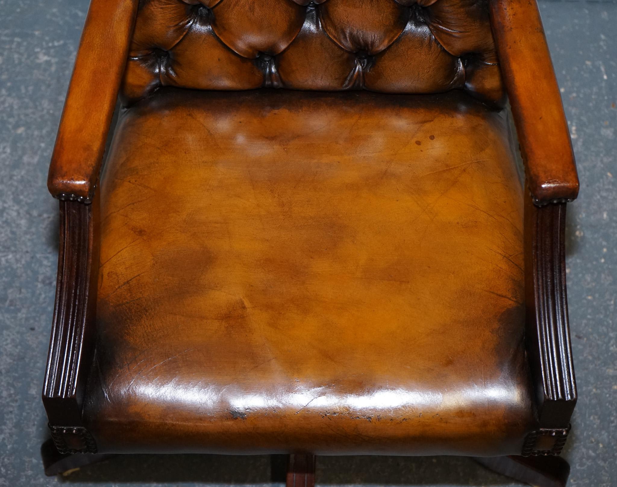 RARE CIGAR BROWN LEATHER CHESTERFIELD DIRECTIONS CONFERENCE LEATHER CHAiR For Sale 1