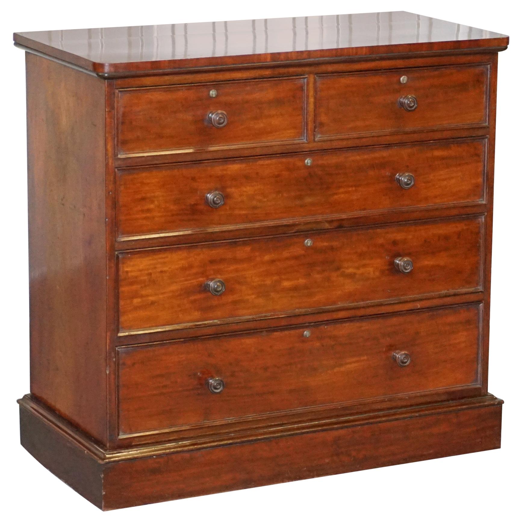 Rare circa 1760 Thomas Wilson 68 Great Queen Street Hardwood Chest of Drawers For Sale
