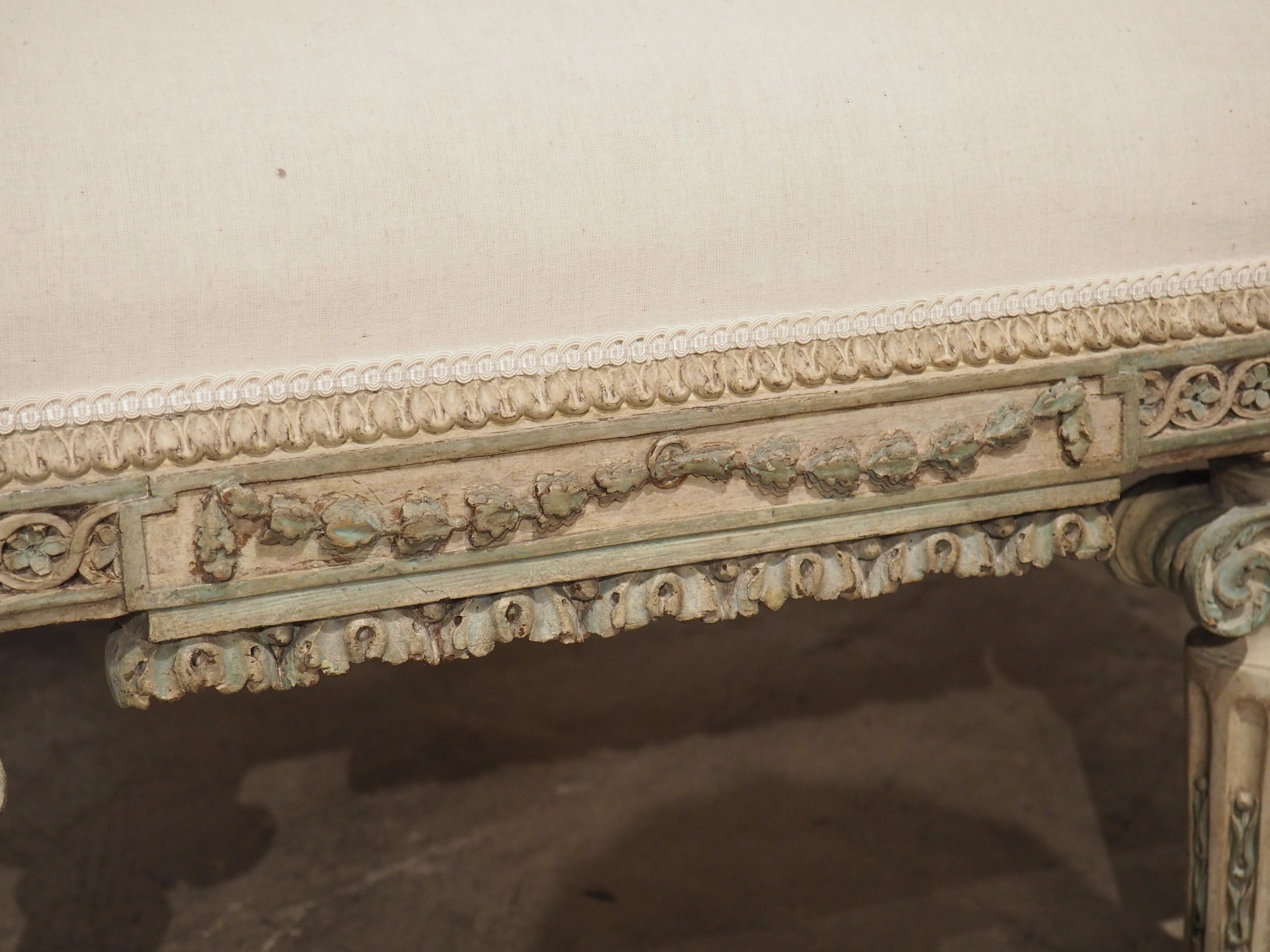 Rara banqueta infantil neoclásica italiana de alrededor de 1790 en madera de haya lacada Textil en venta