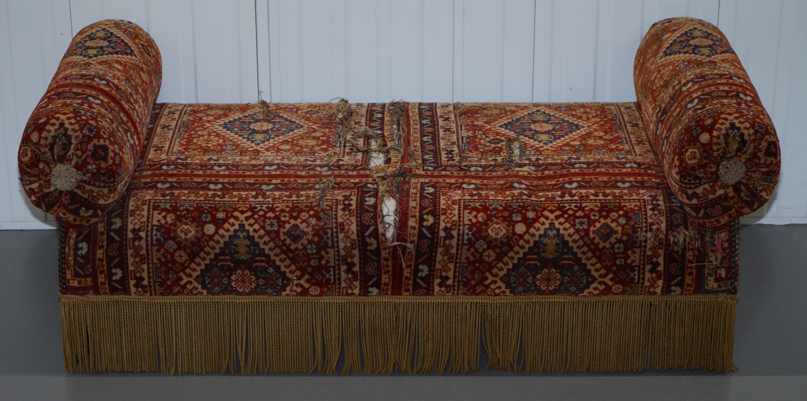We are delighted to offer for sale this stunning and very rare circa 1810-1820 Regency Turkey work day bed with original period upholstery

A very rare well made and decorative piece of furniture. Turkey work is a form of knotted embroidery