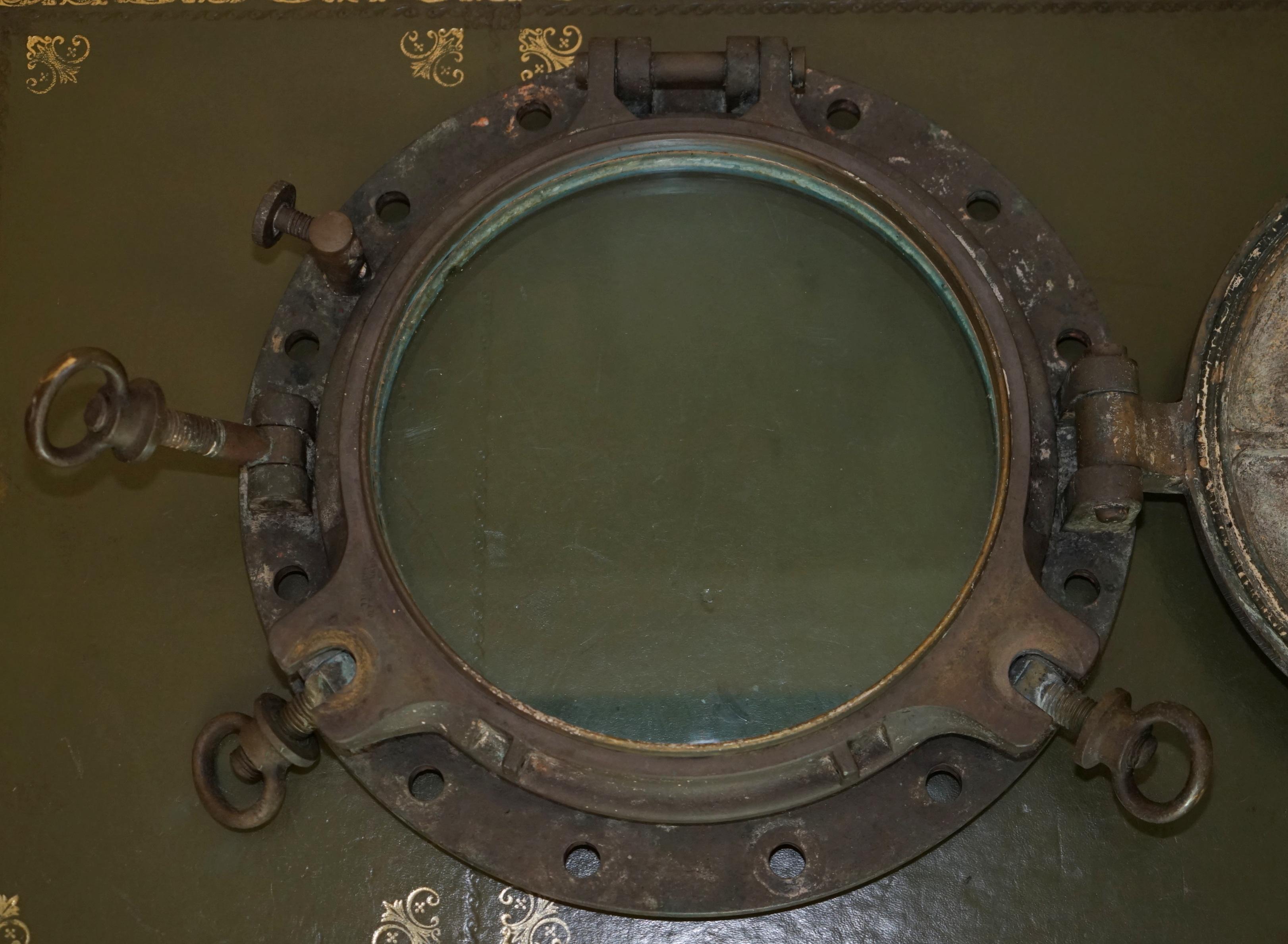 RARE CIRCA 1880 JOHN ROBY LTD RAINHILL MARITIME SALVAGE PORTHOLE SHiPS WINDOW (Europäisch) im Angebot