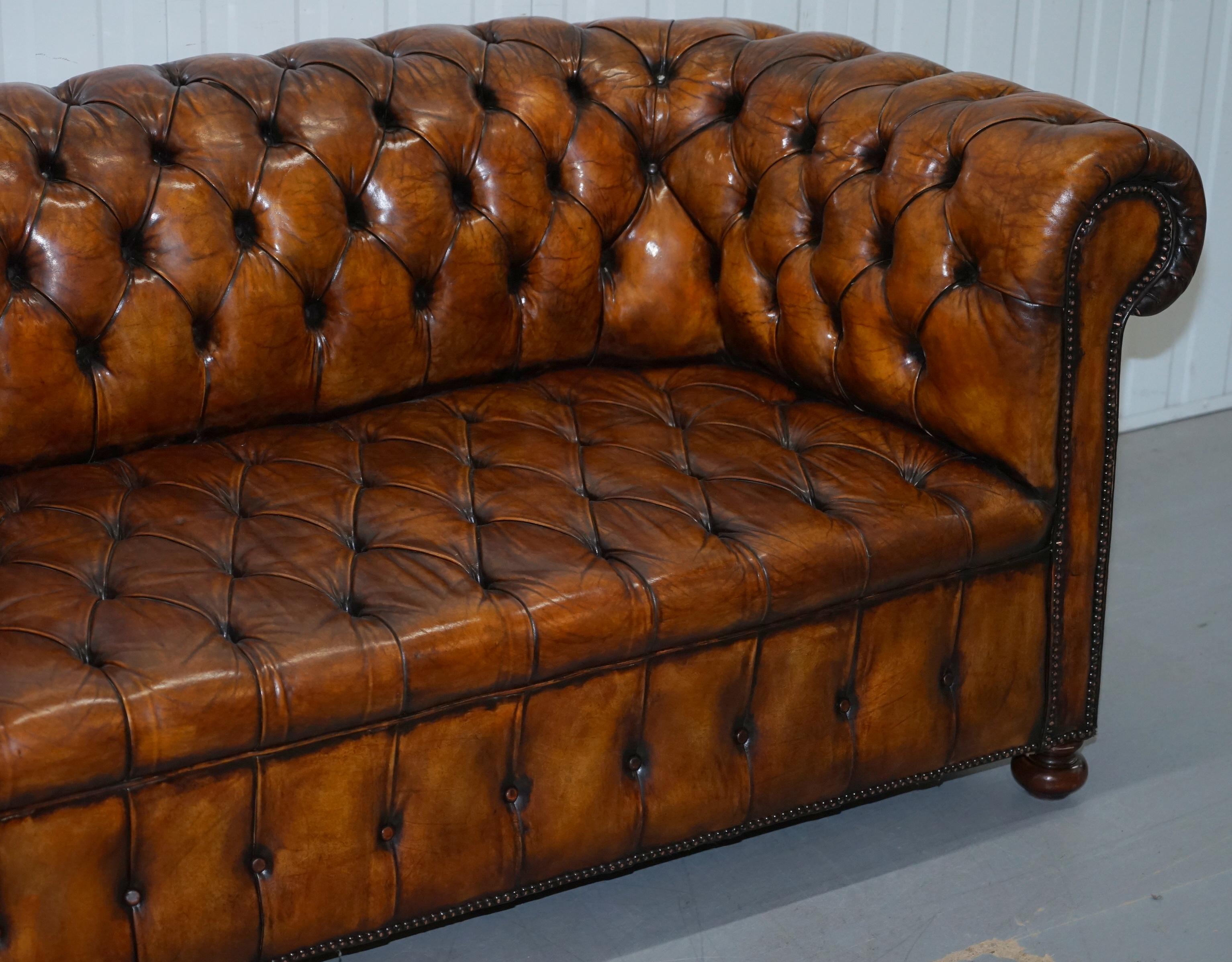Chesterfield RESTORED CONTEMPORARY HAND DYED BROWN LEATHER CHESTERFIELD DESIGNER SOFA 